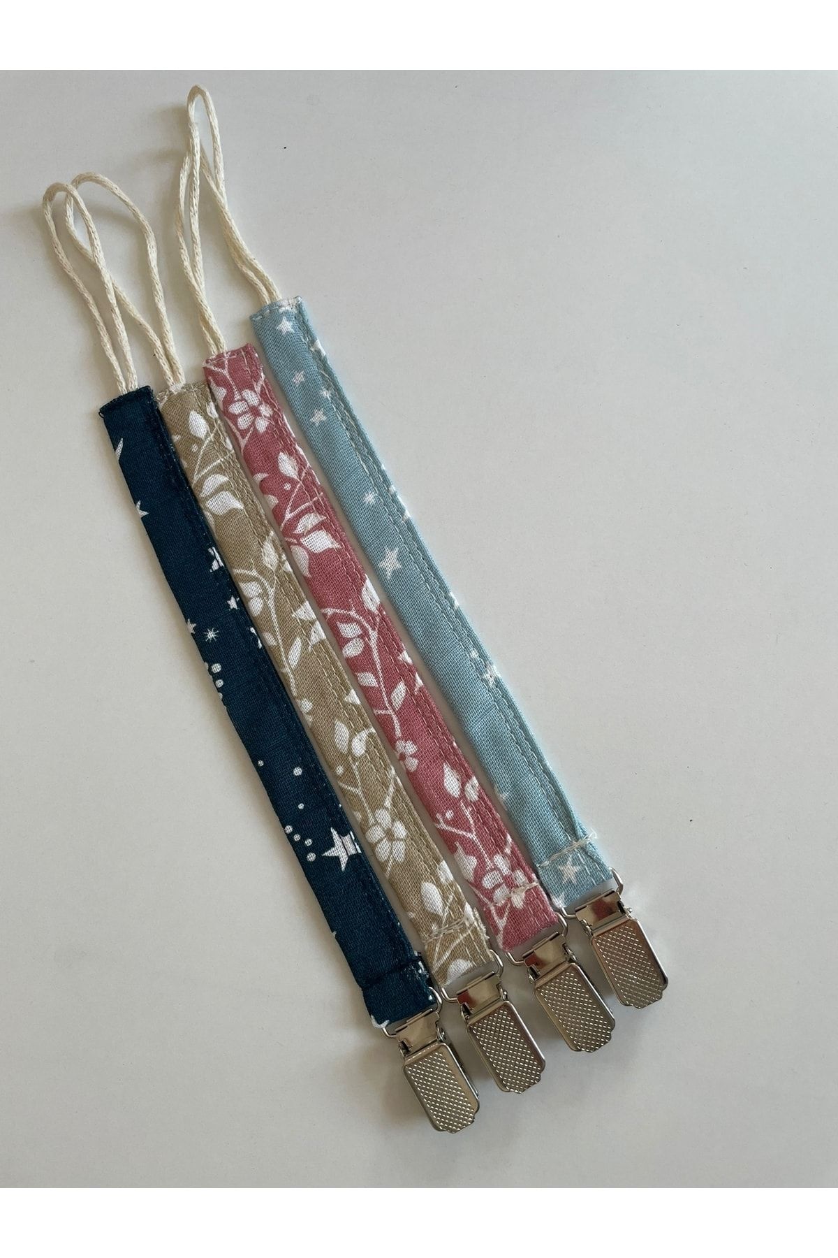 runbaby Run Baby Desenli Müslin Emzik Askı Set ( 4 Adet) fotoğrafı 2 (önizleme)