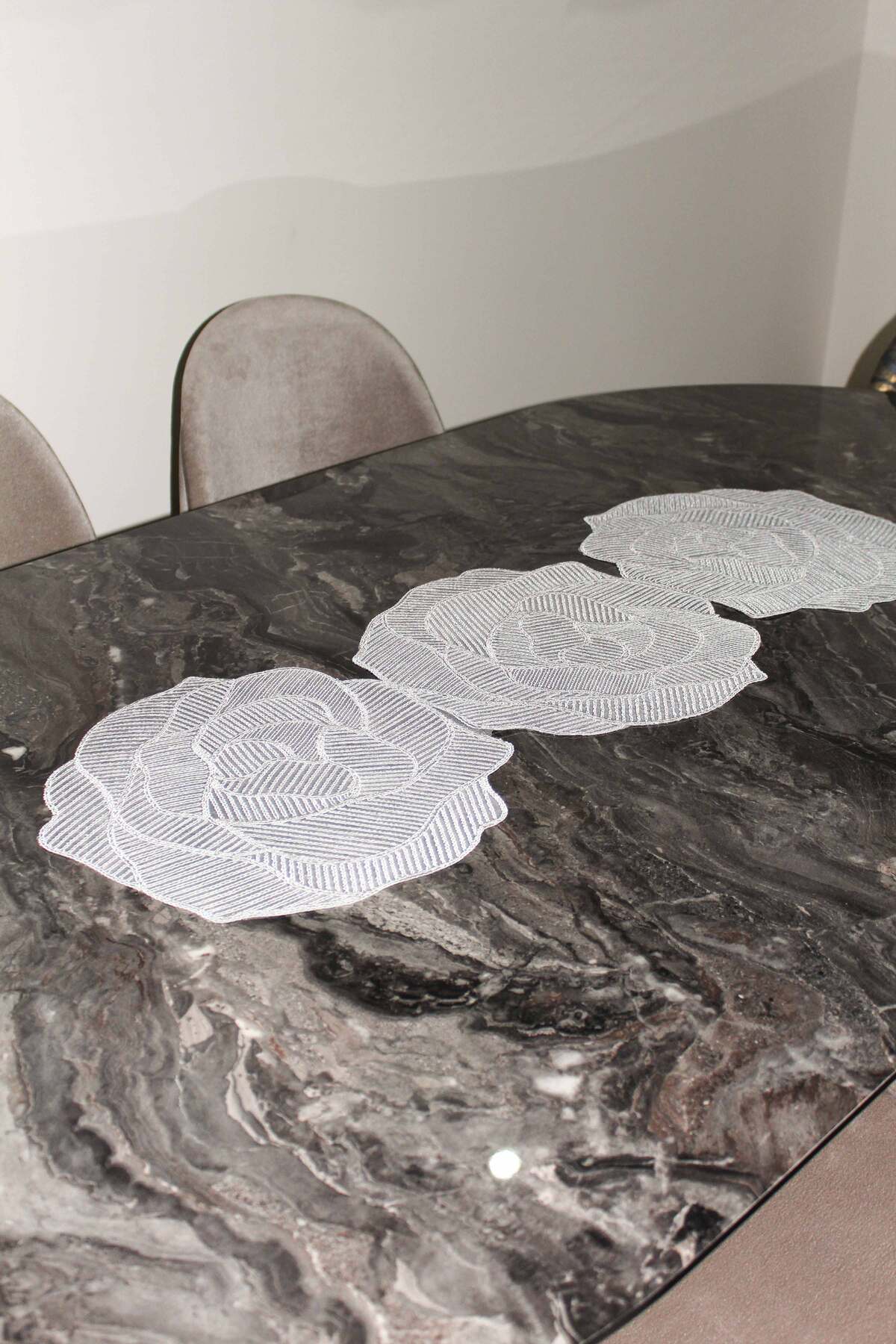 35x100cm Guipure Runner - Guipure Runner - Console Cover - Tablecloth - 1 Meter Guipure - Rose Pattern