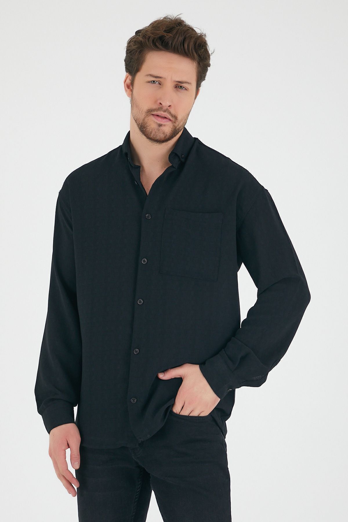 مرو لایف پیراهن مردانه گشاد تک جیب مشکی سایز بزرگ، مناسب برای استفاده روزمره