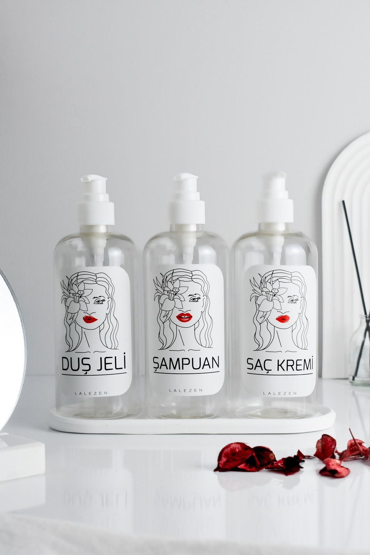 LALEZEN HOME 3-PACK WOMEN'S TRANSPARENT PLASTIC BOTTLE WITH FACE LABEL 500ML