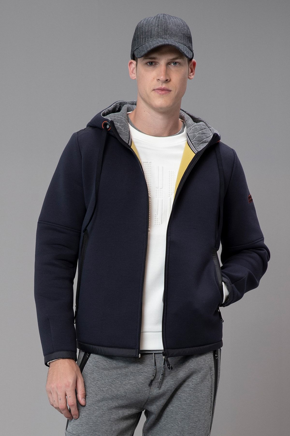 Lufian Erkek Yakor Sweatshirt Gri 112030021100150 Trendyol
