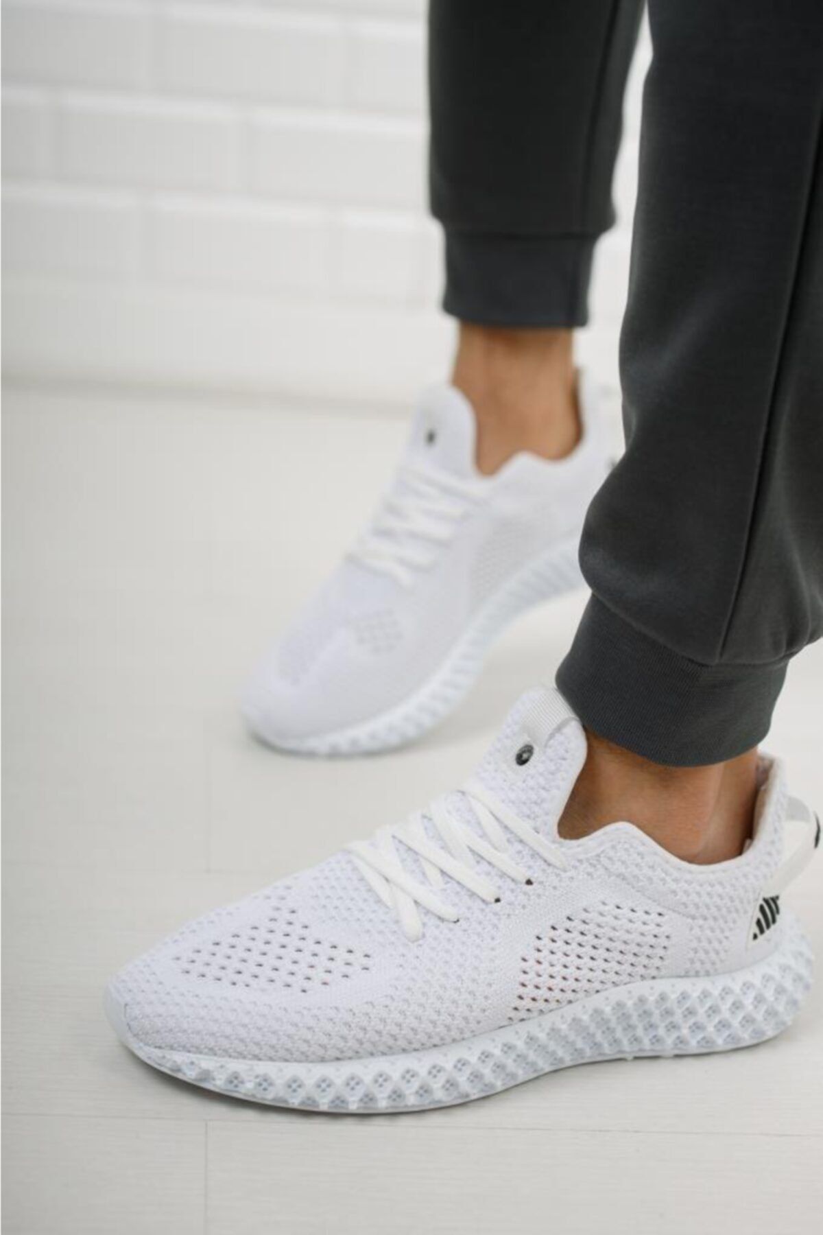 Deerupt runner shoes white discount