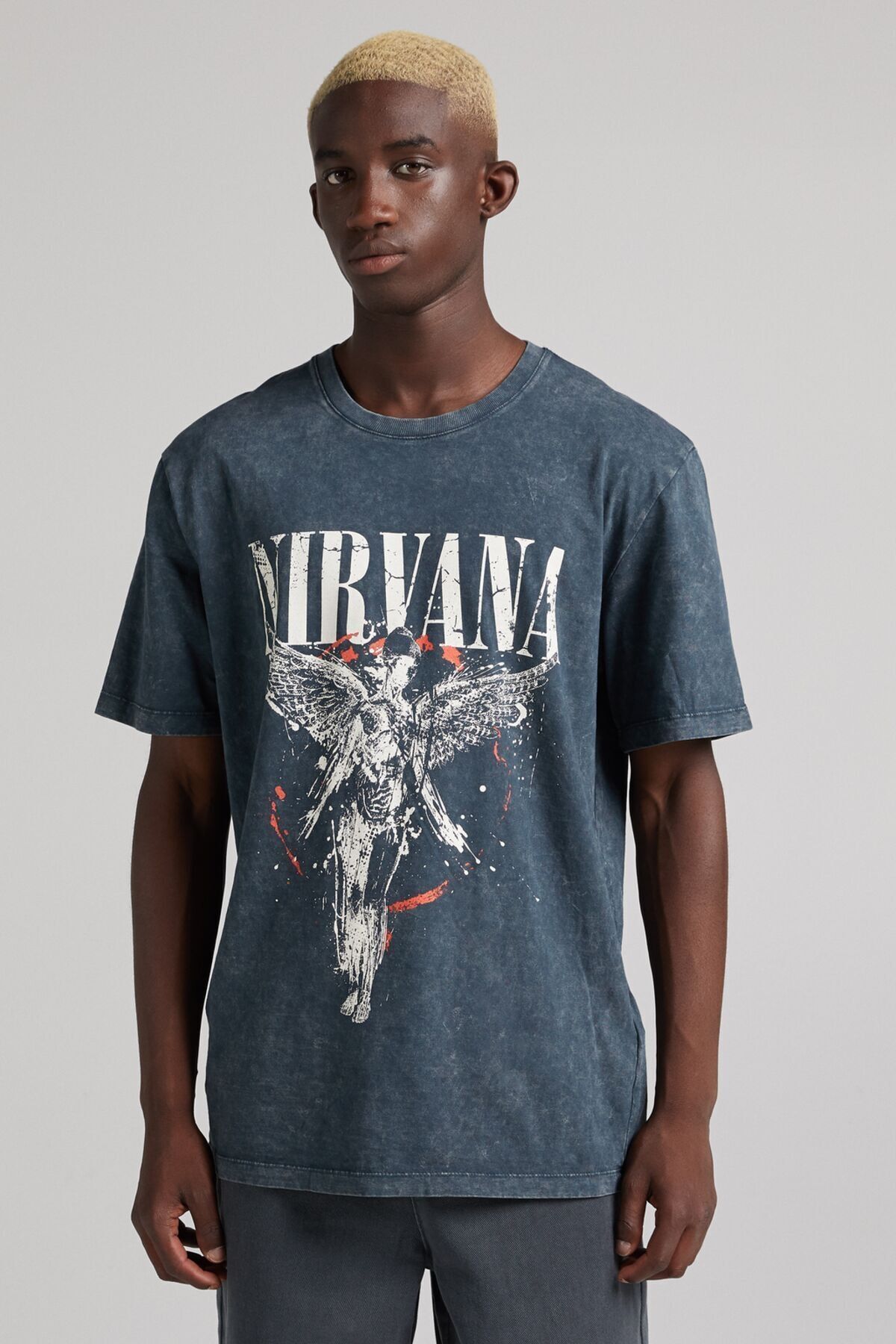 تیشرت مردانه Nirvana  برند برشکا Bershka نیروانا