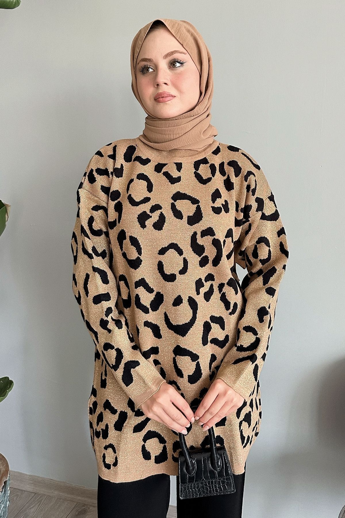 InStyle-Camel Glitter Patterned Knitwear Sweater 3