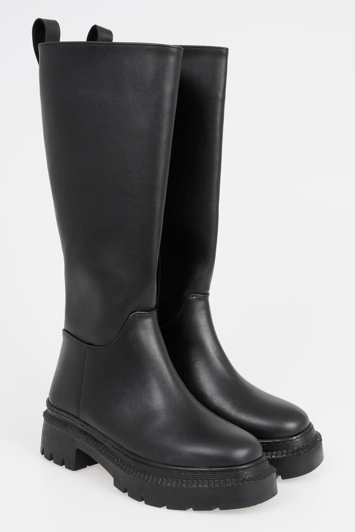 CZ London-Women's Laceless Thick Toe Sole Boots 1