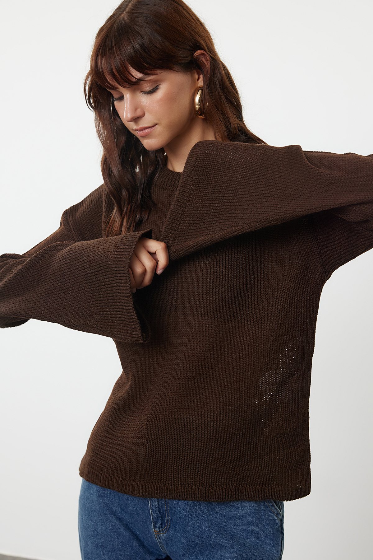 Trendyolmilla  Kahverengi Geniş Kalıp Yumuşak Dokulu Triko Kazak TWOAW25KZ00295 - Görsel 3