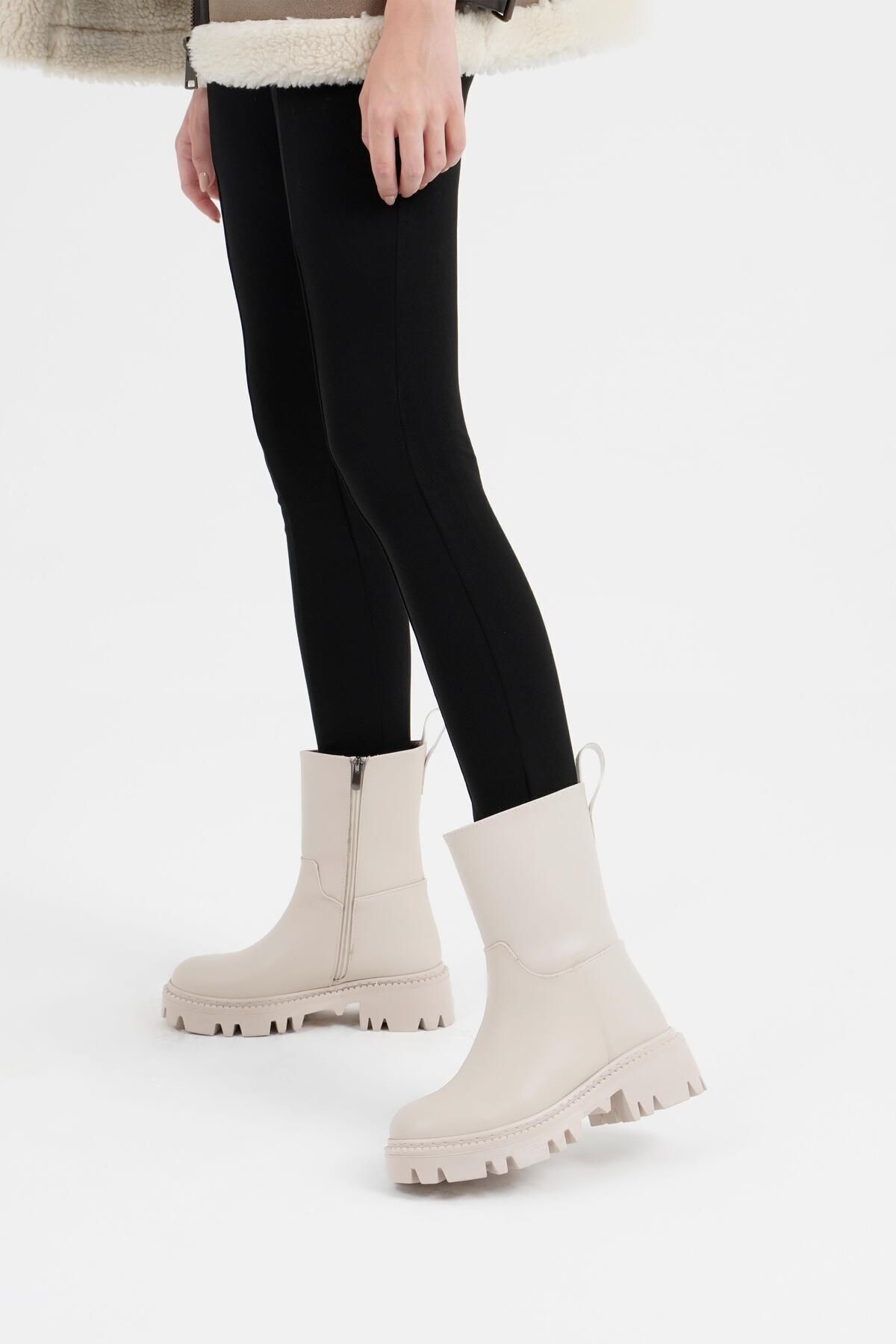 CZ London-Damenstiefel ohne Schnürsenkel, flaches, langes Modell mit gezahnter Sohle 2