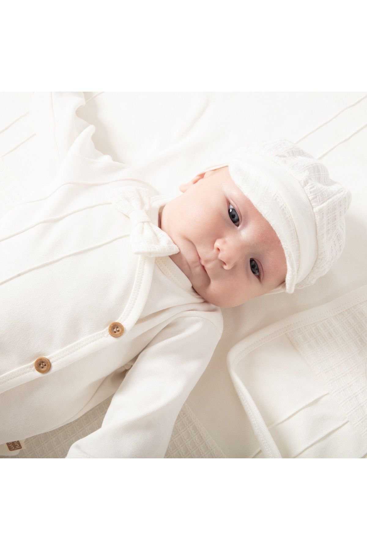 Cherub Baby Carisma Nervüllü Papyonlu %100 Pamuk Yenidoğan Erkek Bebek 10 Parça Hastane Çıkışı Zıbın Seti fotoğrafı 2 (önizleme)