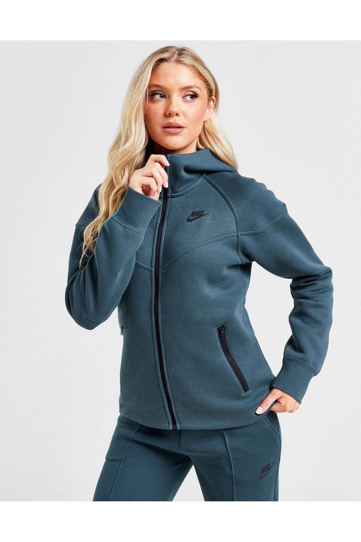 Nike Sportswear Color Block Pullover Hoodie Kad n Sweatshirt dj6154 510 Fiyat Yorumlar Trendyol