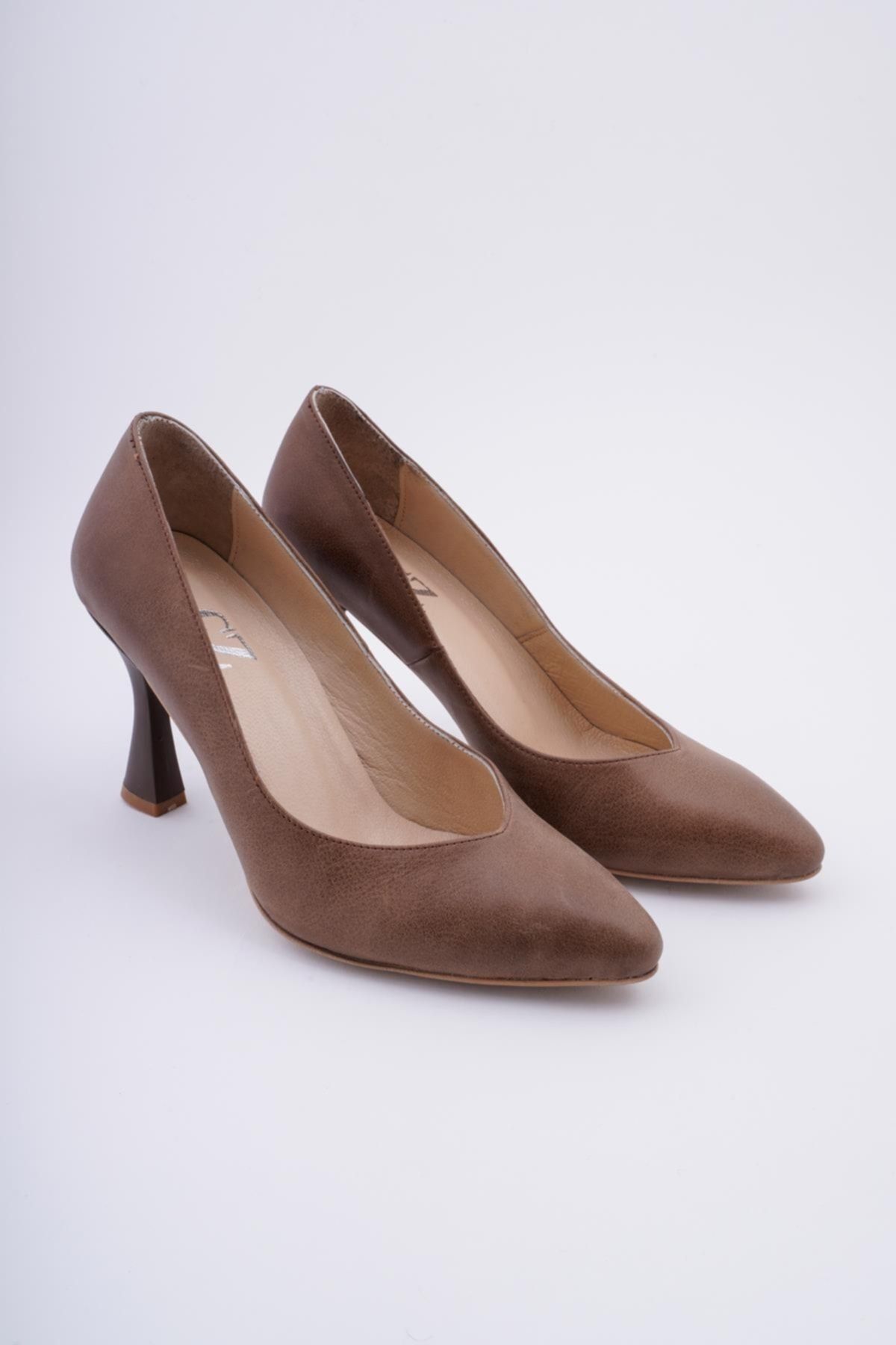 CZ London-Damenschuhe aus echtem Leder mit spitzer Spitze und Kelchabsatz 3