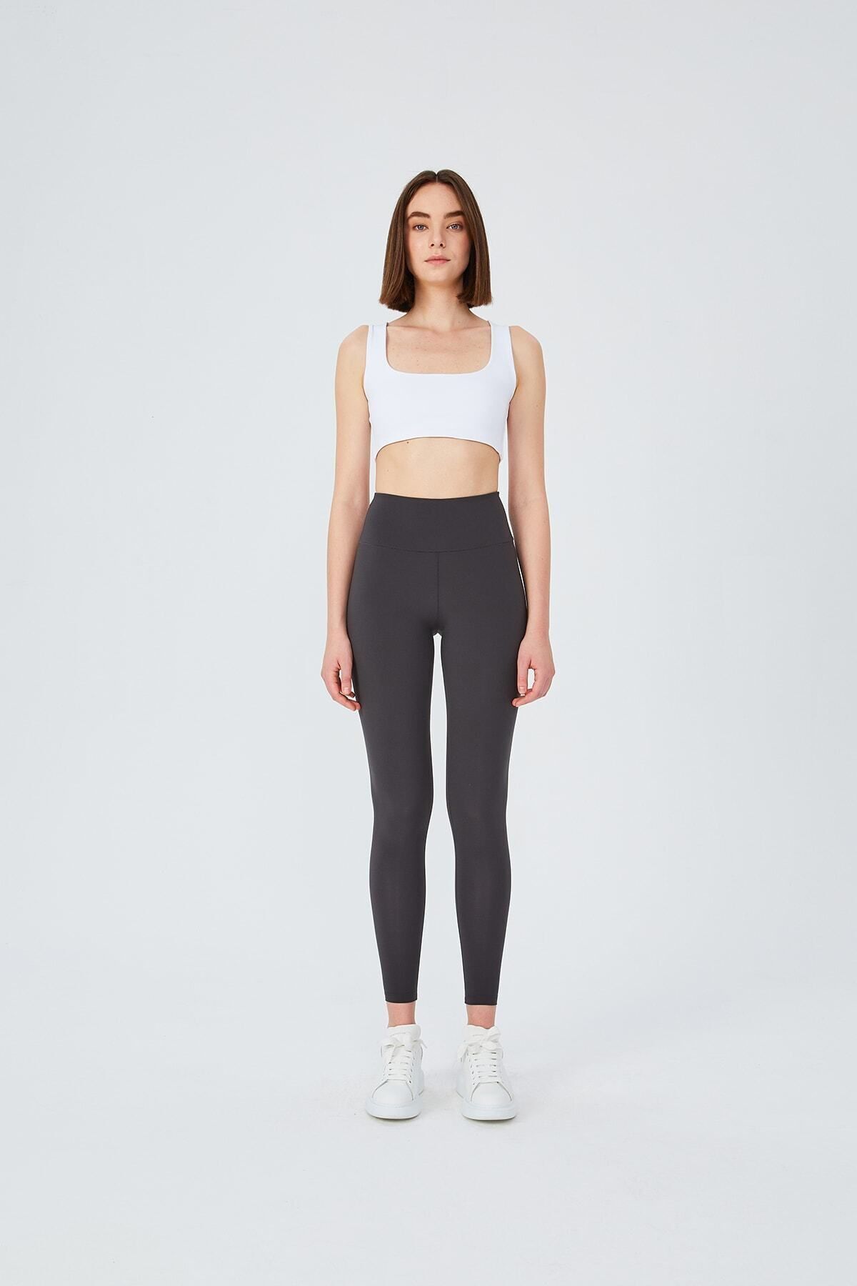 complete the look image