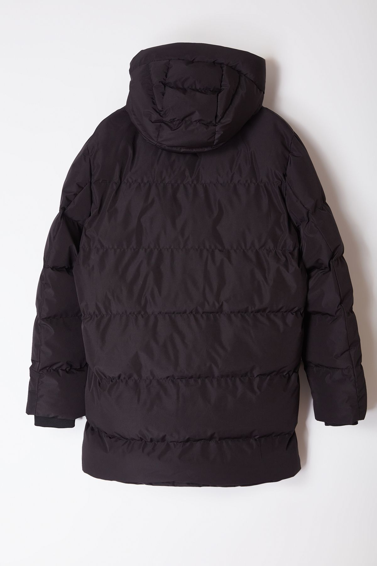 Trendyol Collection-Schwarze Puffer-Winterjacke mit Kapuzenreißverschluss - Regular Fit TMNAW25MO00021 7