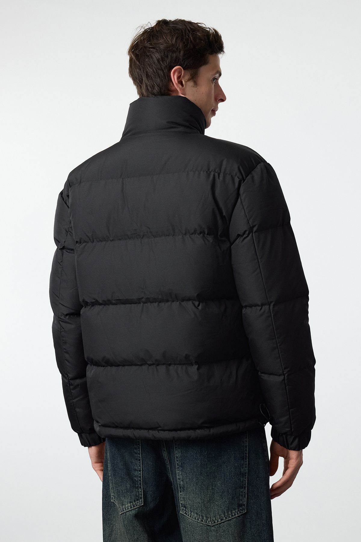 Trendyol Collection-Black Tech Fabric Regular Fit Inflatable Winter Coat - Tmnaw25Mo00022 6