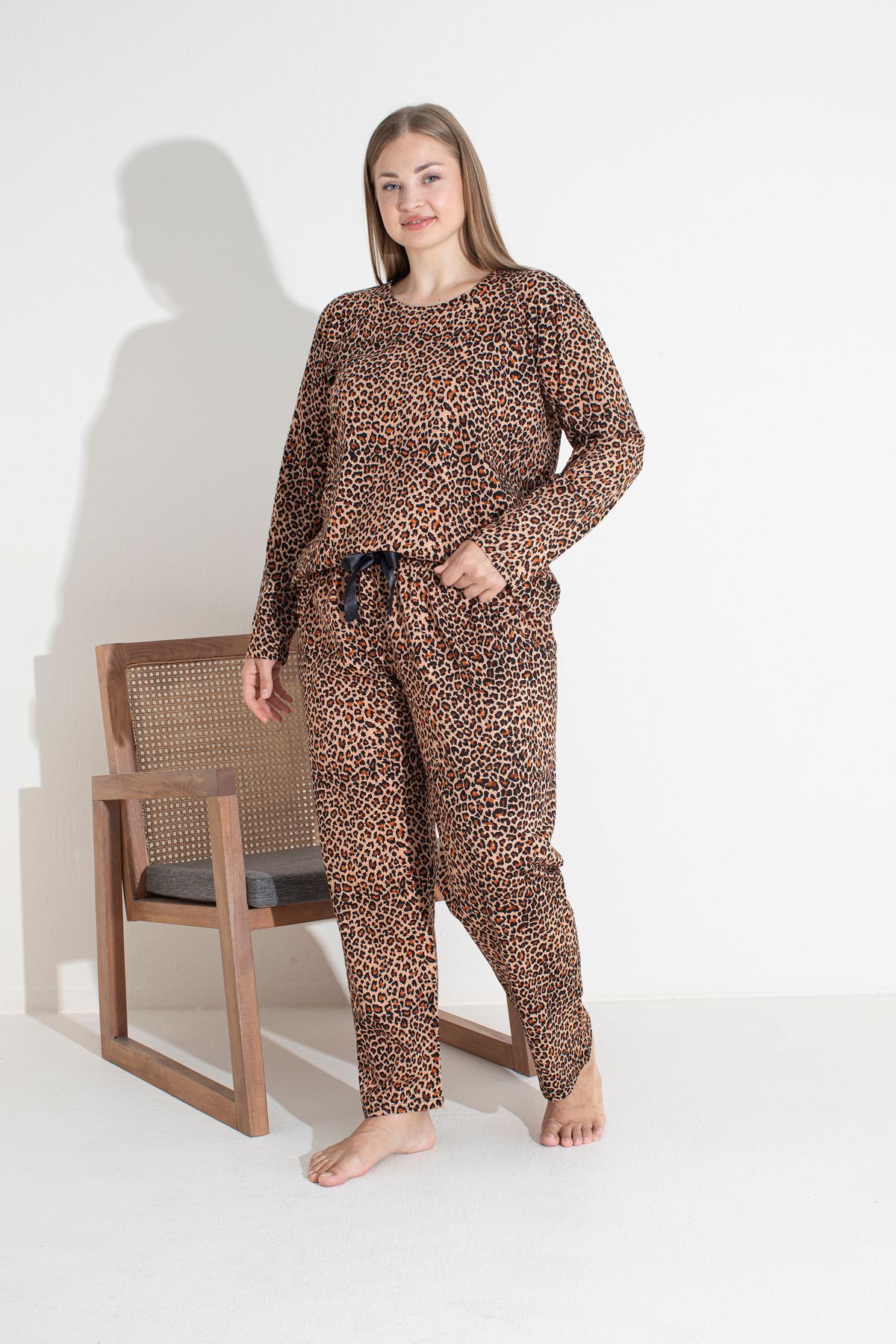 Siyah İnci-Plus Size Leopard Patterned Cotton Pajama Set - Curve Oversize 2