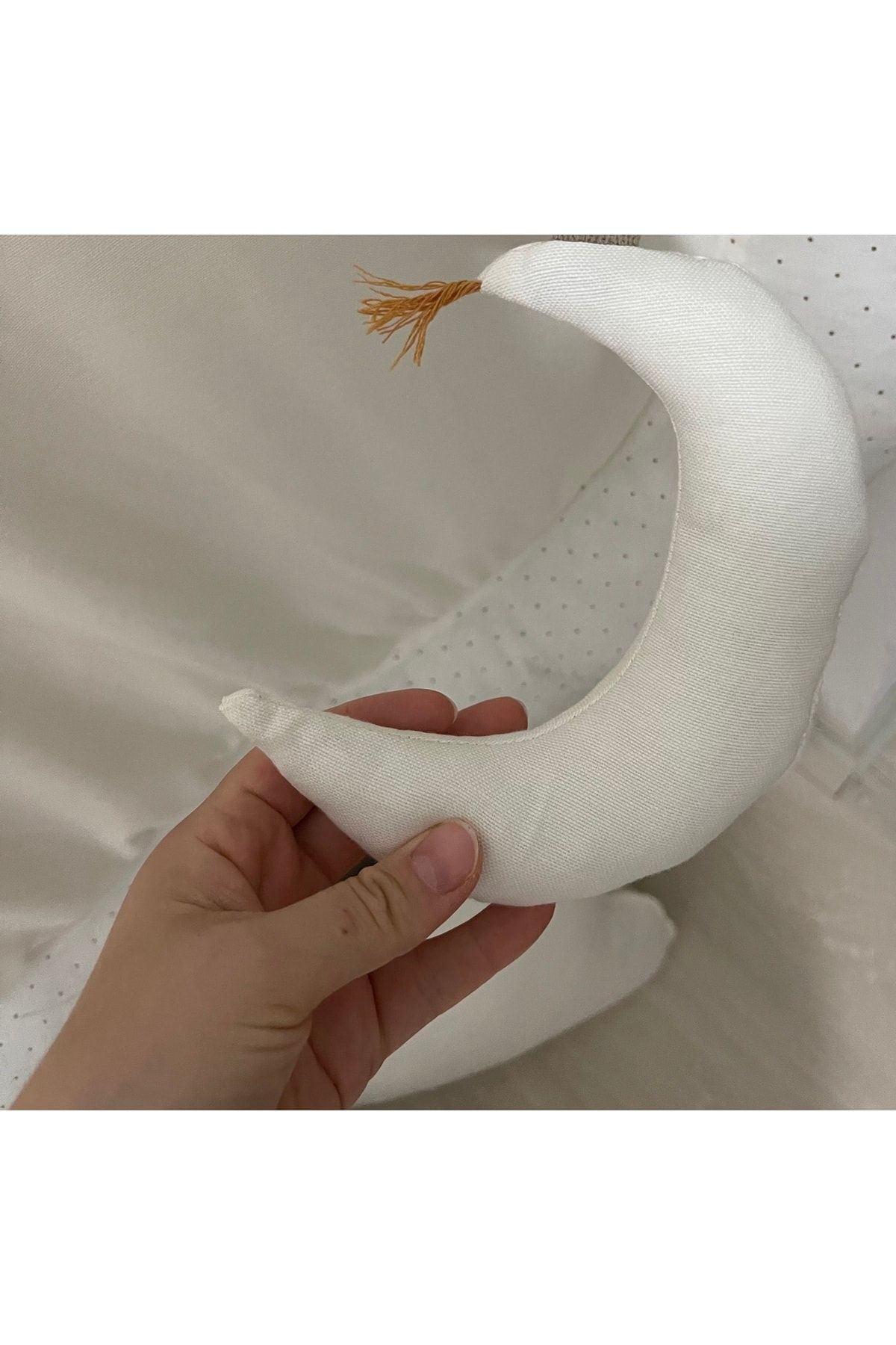 Balküpü Sling Yenilendi(AKSESUARLAR DAHİL) Puantiyeli Dolgun Krem Uyku Ve Oyun Minderi- Matı fotoğrafı 4 (önizleme)