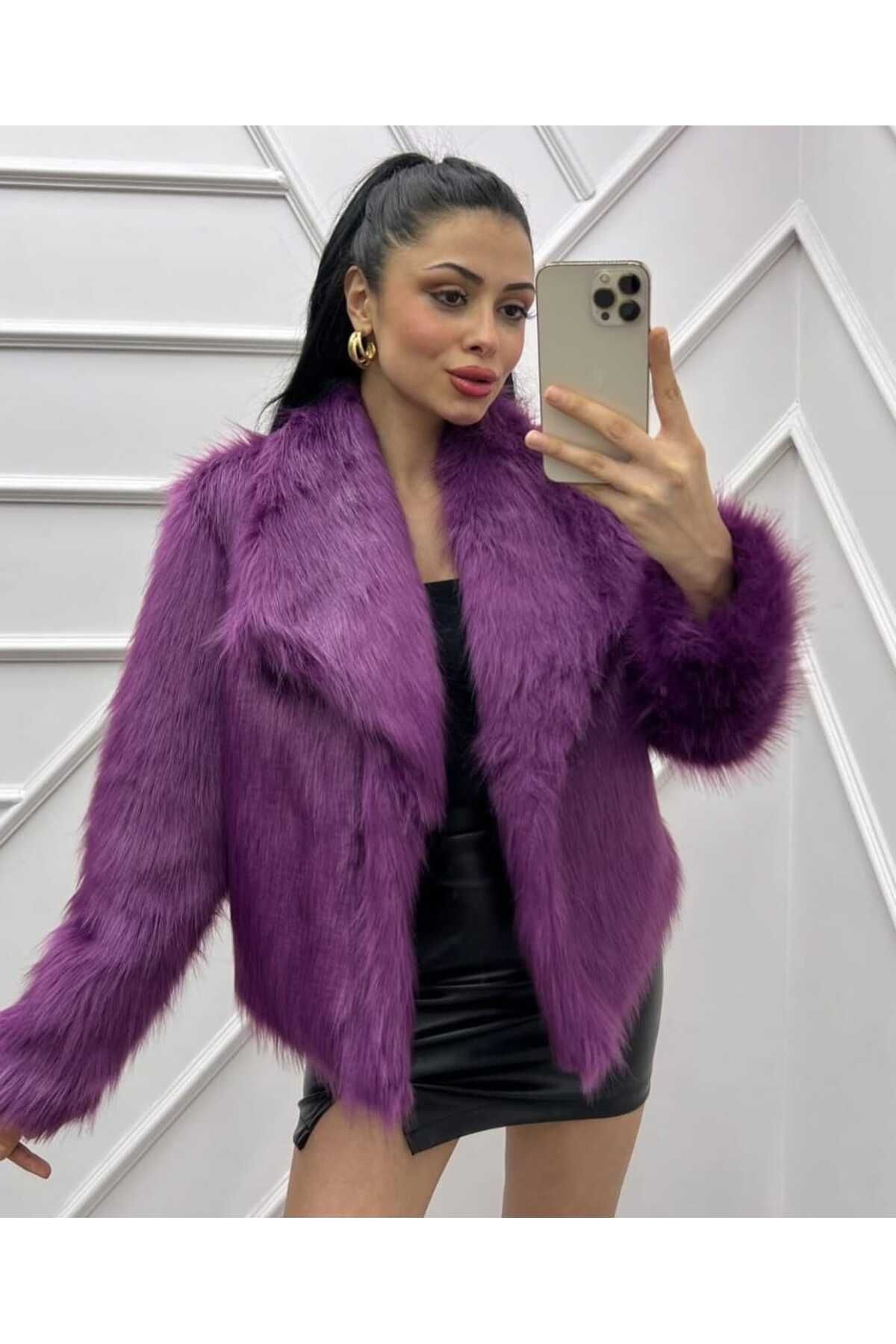 Women's Shawl Collar Design LILA Color Fur Coat New Season Makes a Difference Fur