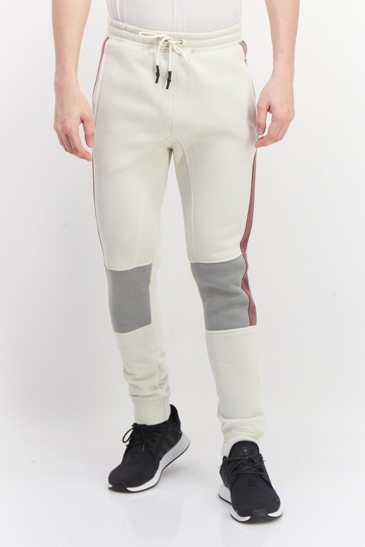complete the look image