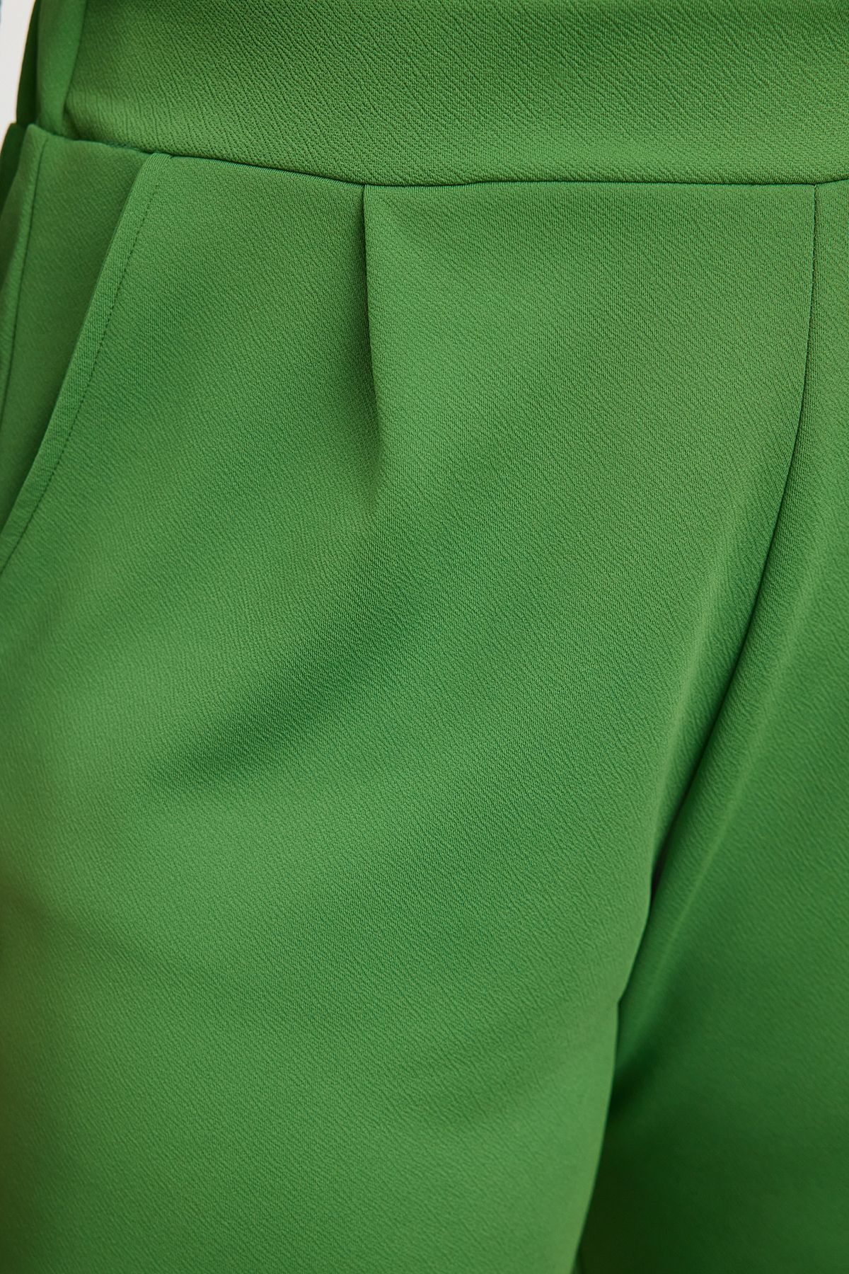 Trendyol Curve-Large Size Green Carrot Fit Knitted Trousers - TBBAW25AR00002 4