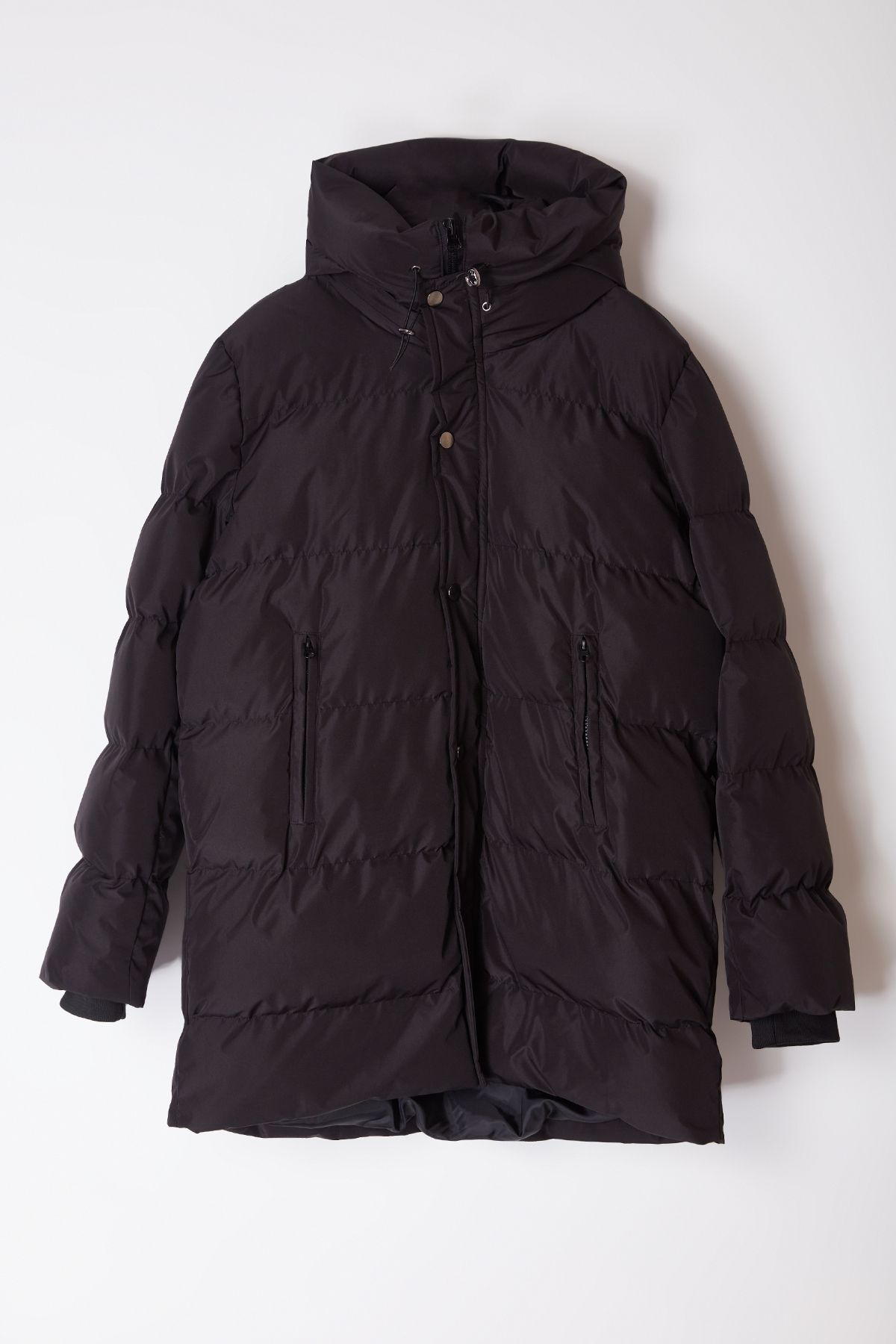 Trendyol Collection-Schwarze Puffer-Winterjacke mit Kapuzenreißverschluss - Regular Fit TMNAW25MO00021 6