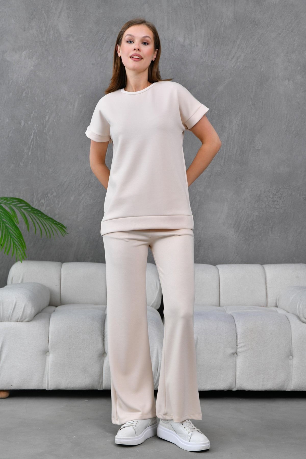 complete the look image