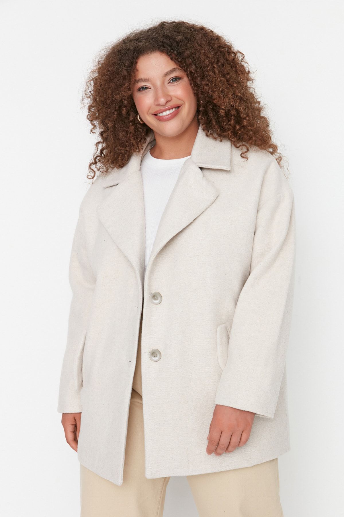 Trendyol Curve-Ecru Stamp Coat - Regular Fit, Zweireihiger Mantel, Wollmischung TBBAW23KB00007 2