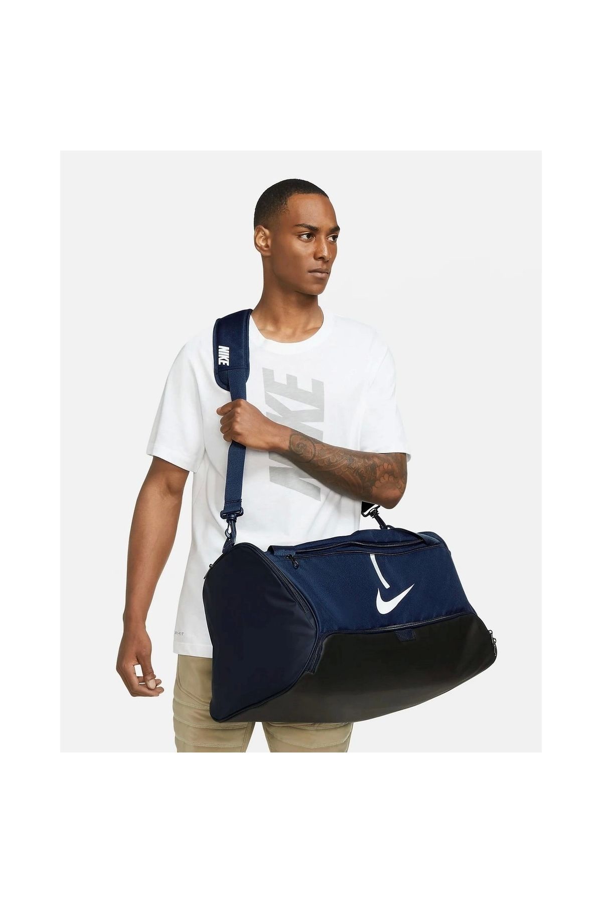 Navy blue nike duffel bag outlet
