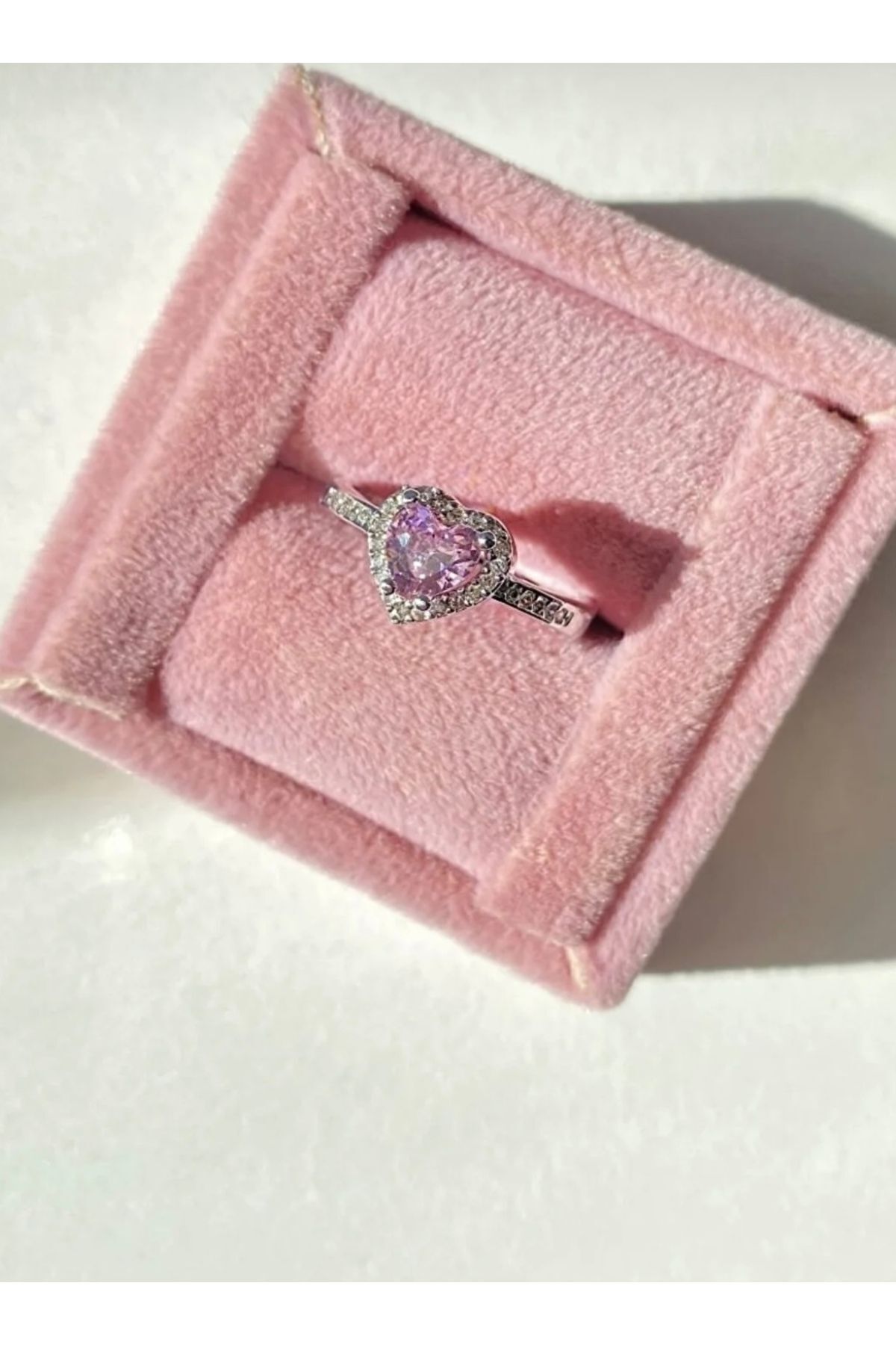 Pandora ring with pink stone hot sale
