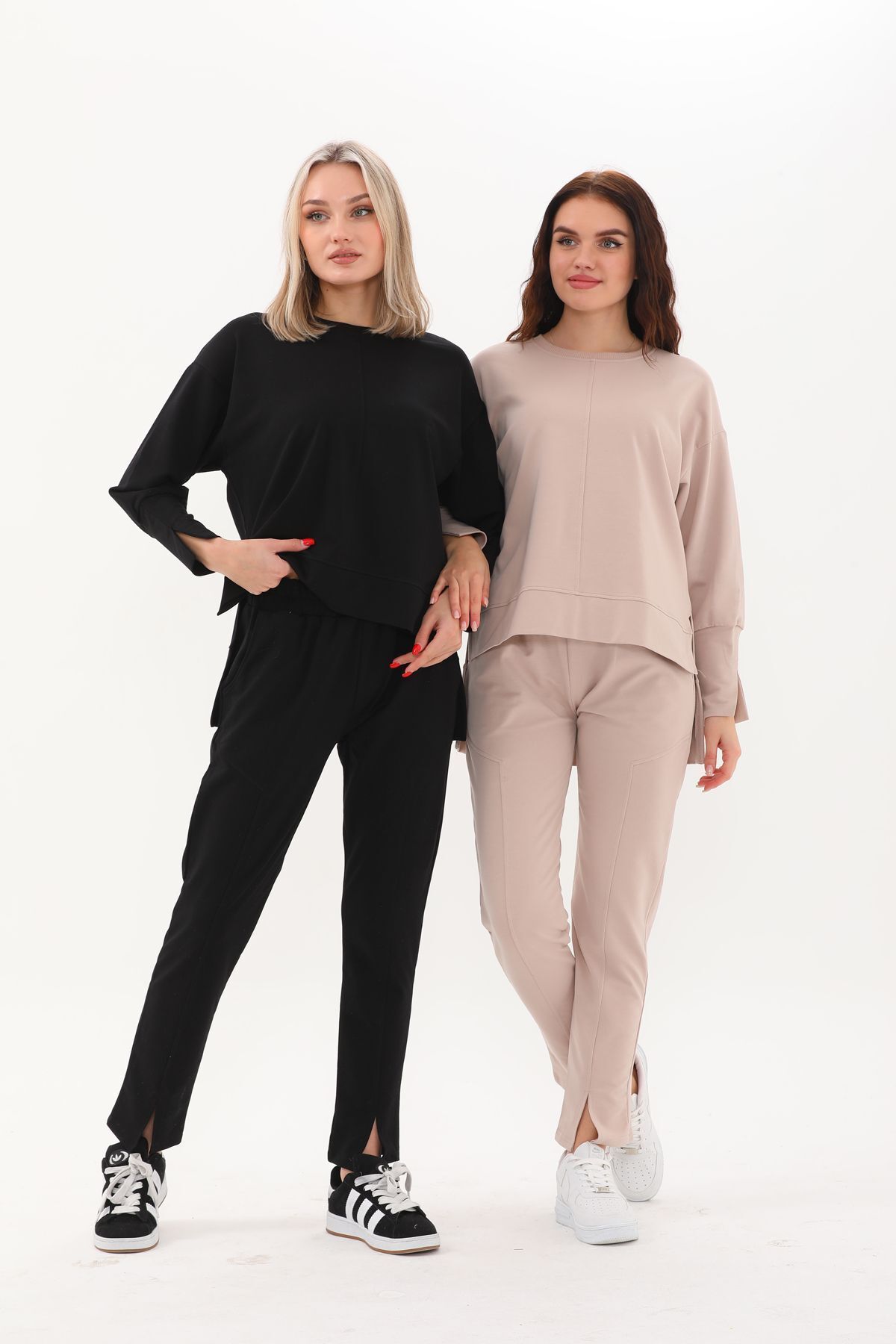 Limerence-Women's Black Color Two Thread Basic Tracksuit Set with Slits on the Leg 6