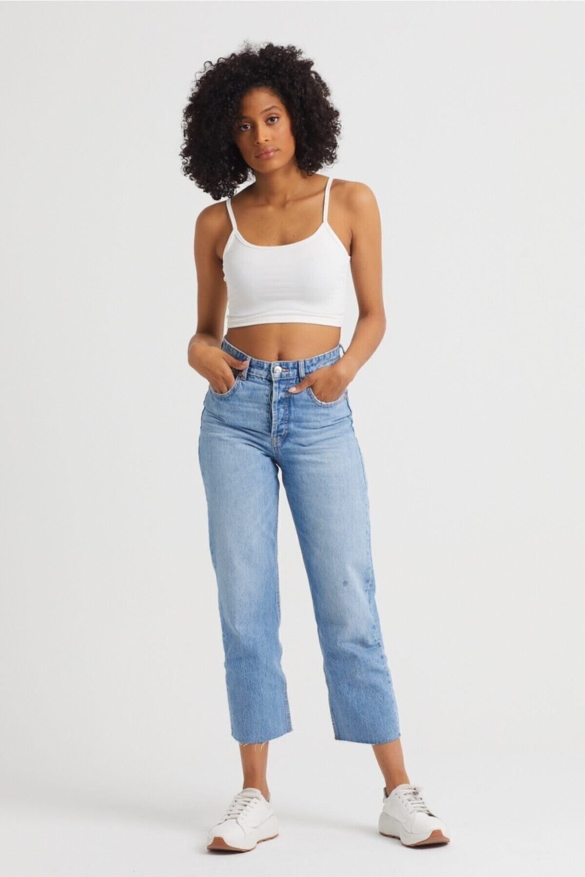 Kadın Ekru Scuba Kumaş İp Askılı Crop Top