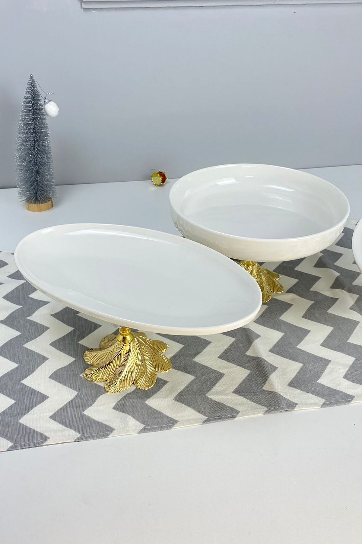 MAY HOME-Set of 2 Porcelain Kand Footed Tableware Presentation Plates & Appetizer, Food, Dessert and Salad Presentation 2