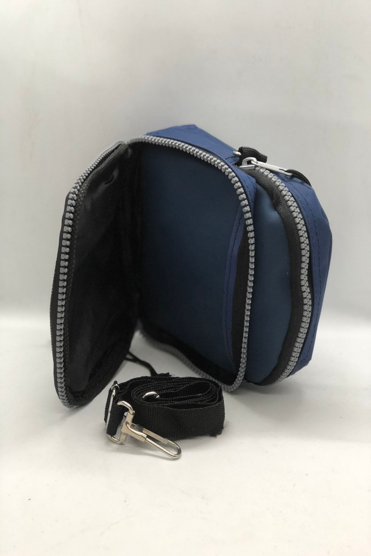 CAKİNS  Lacivert Çapraz Erkek Çantası - Görsel 3