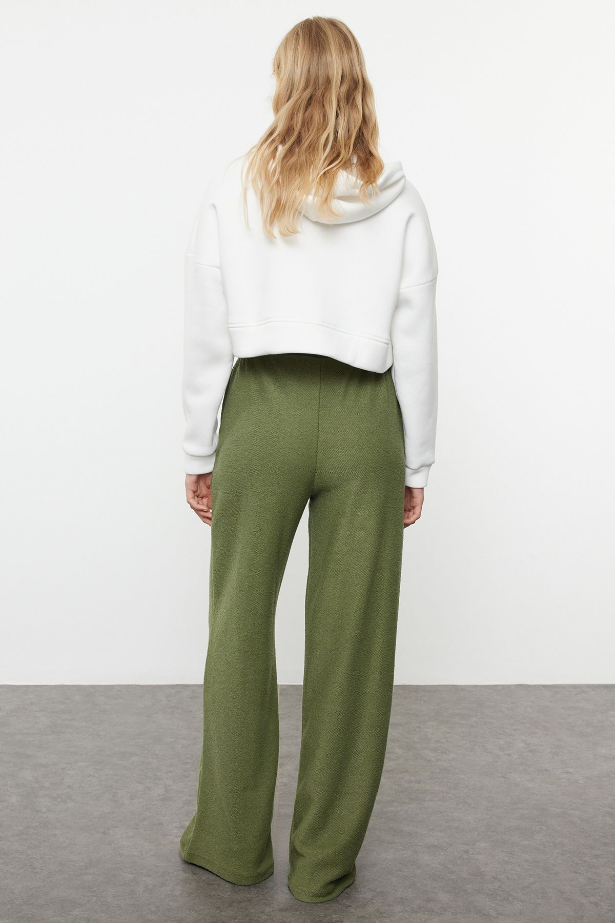 Trendyol Collection-Трикотажні брюки прямого крою з парашутом Garni хакі TWOAW24EA00022 TWOAW24EA00022 5