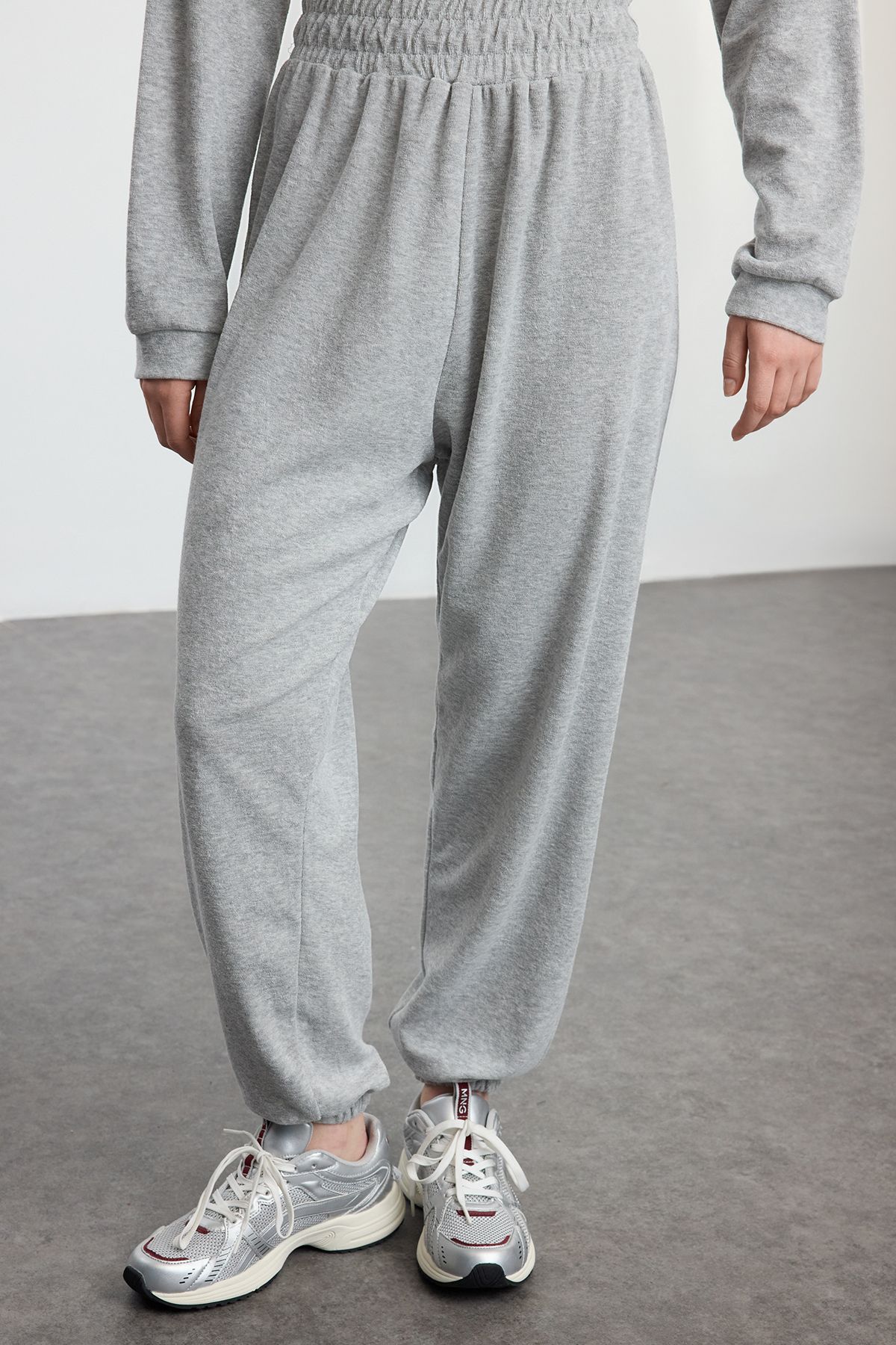 Trendyol Collection-Trening damă tricotat cu prosop gri Melange relaxat - TWOAW22EM0138 4