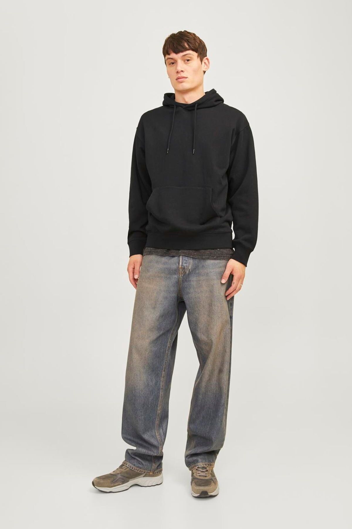 سویشرت مردانه یکرنگ کلاهدار - شارژ Jack & Jones