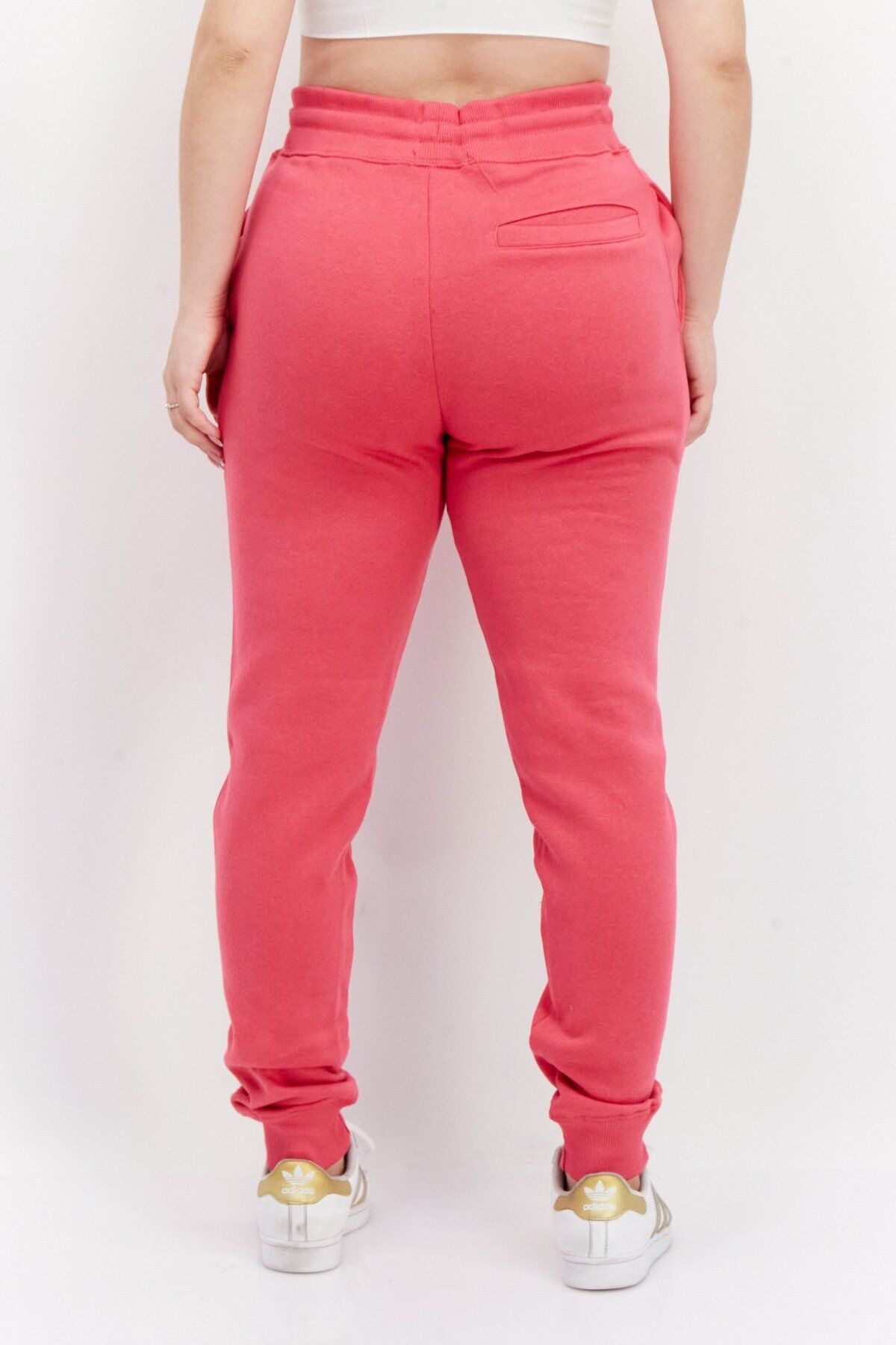 complete the look image