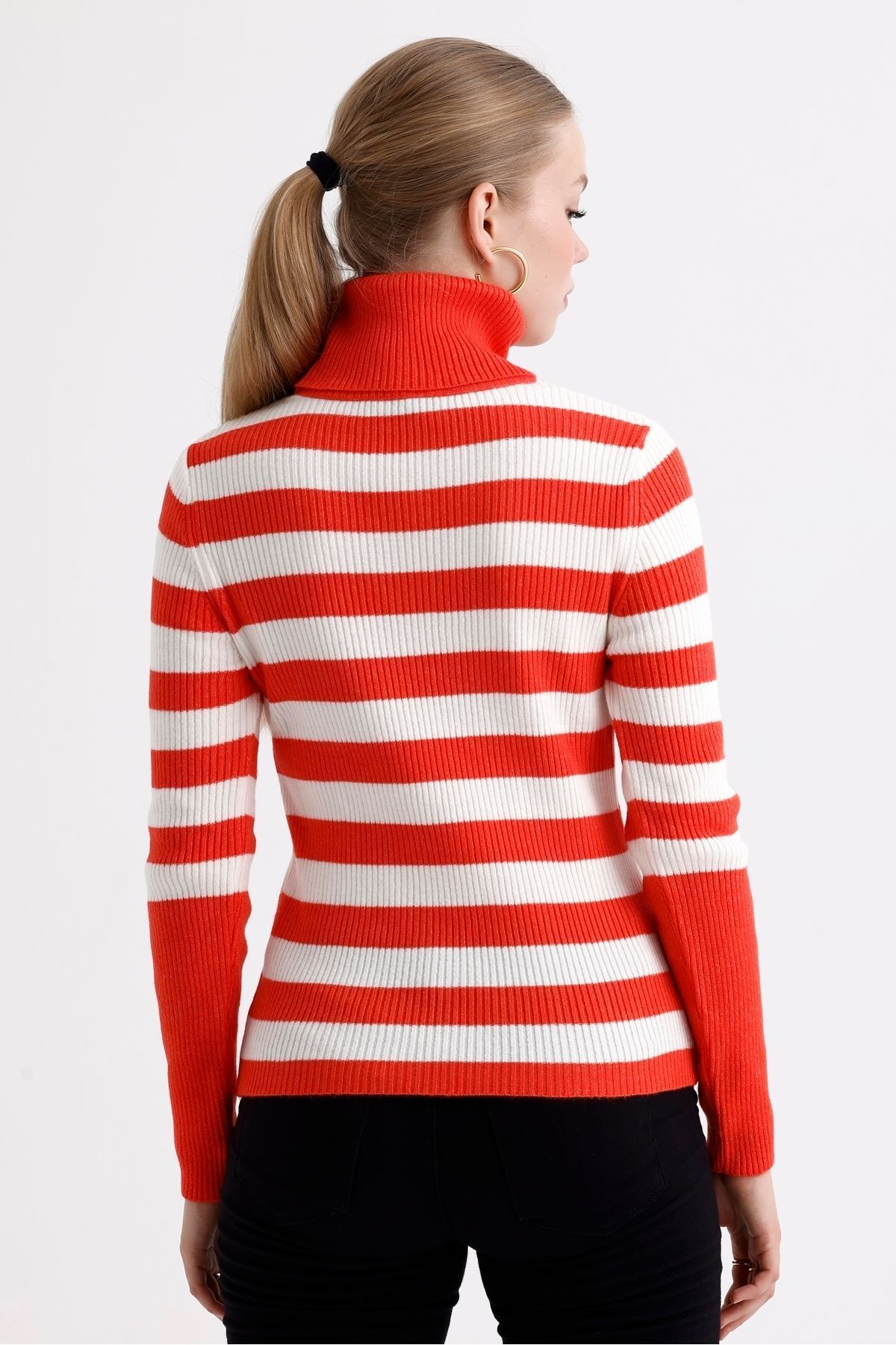 MD trend-Turtleneck Ribbed Sweater - Striped and Color Block 6