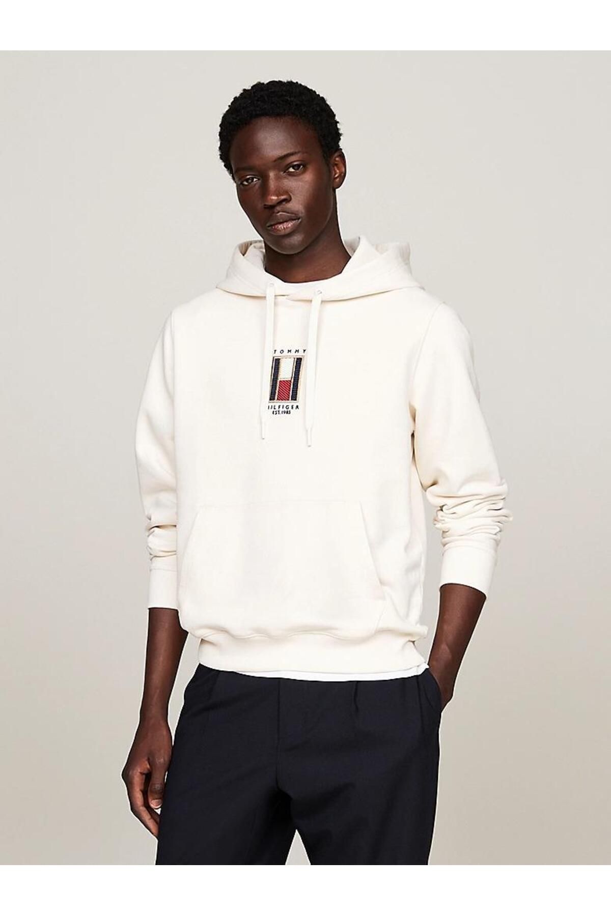 Tommy Hilfiger VERTICAL FLAG HOODY Fiyat Yorumlar Trendyol