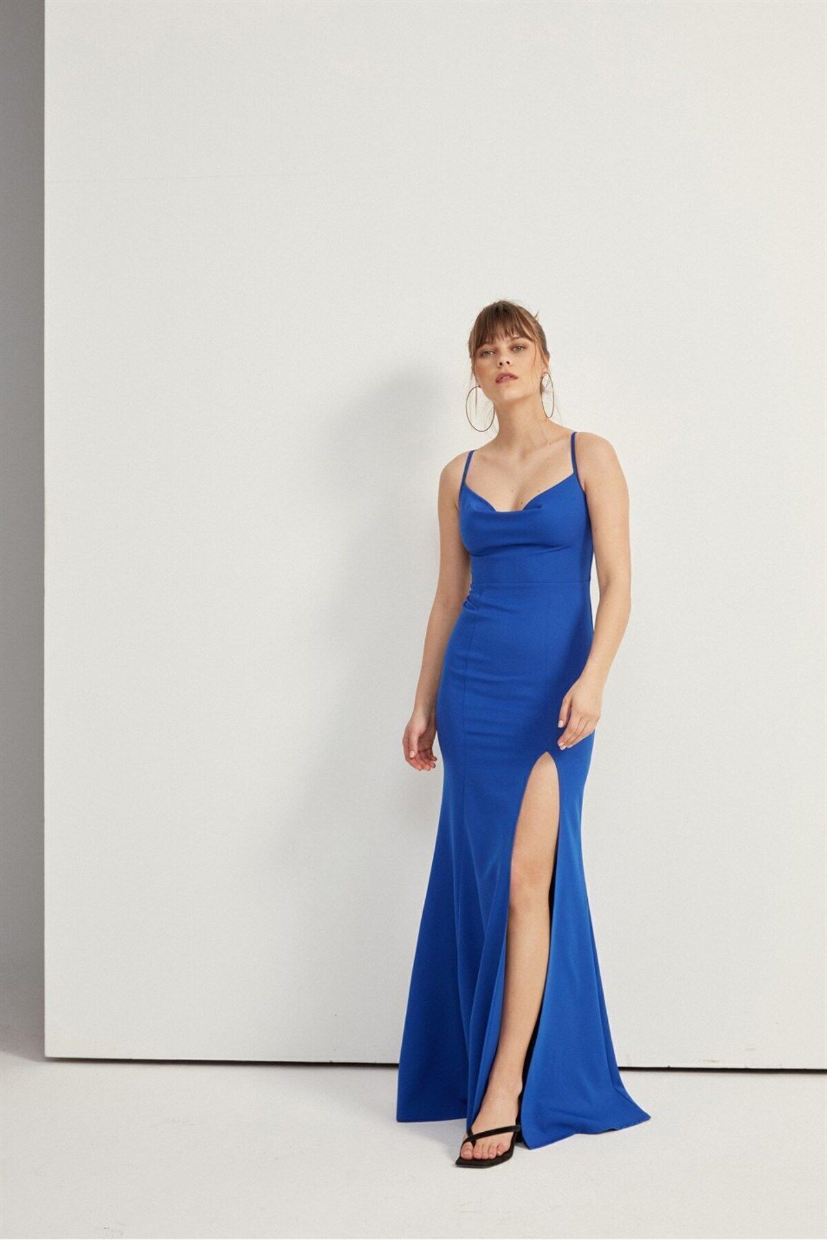VATKALI Sukienka Z Głębokim Dekoltem Saks Blue Kobieta - 34