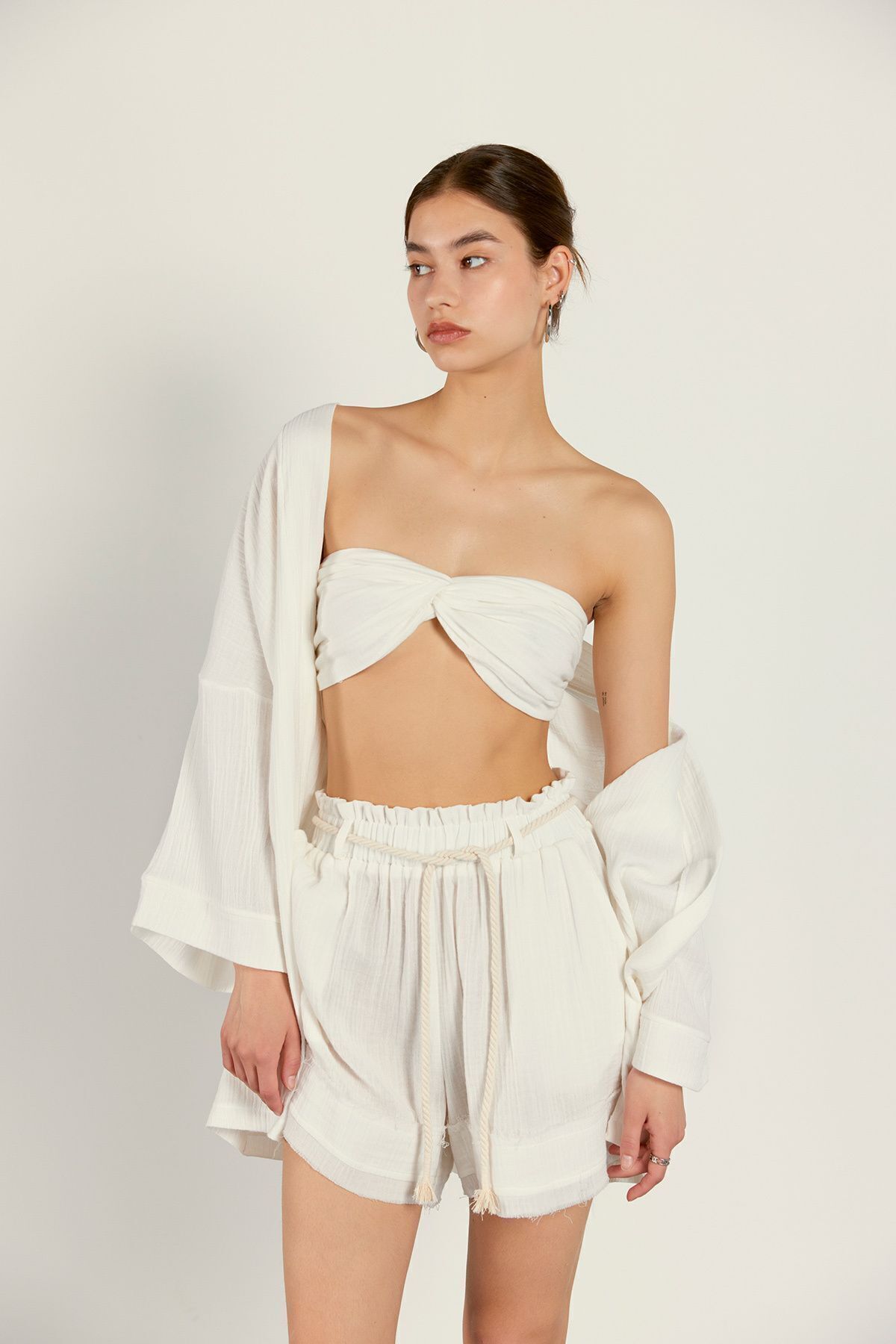 complete the look image