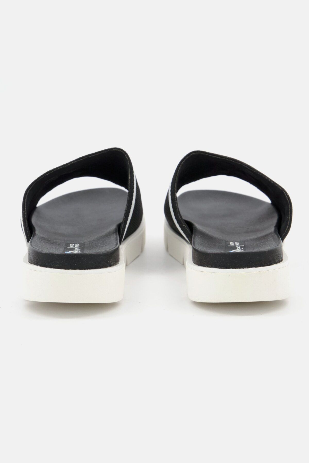 Aqua College-Women Medium Slip On Sandals, Black 2
