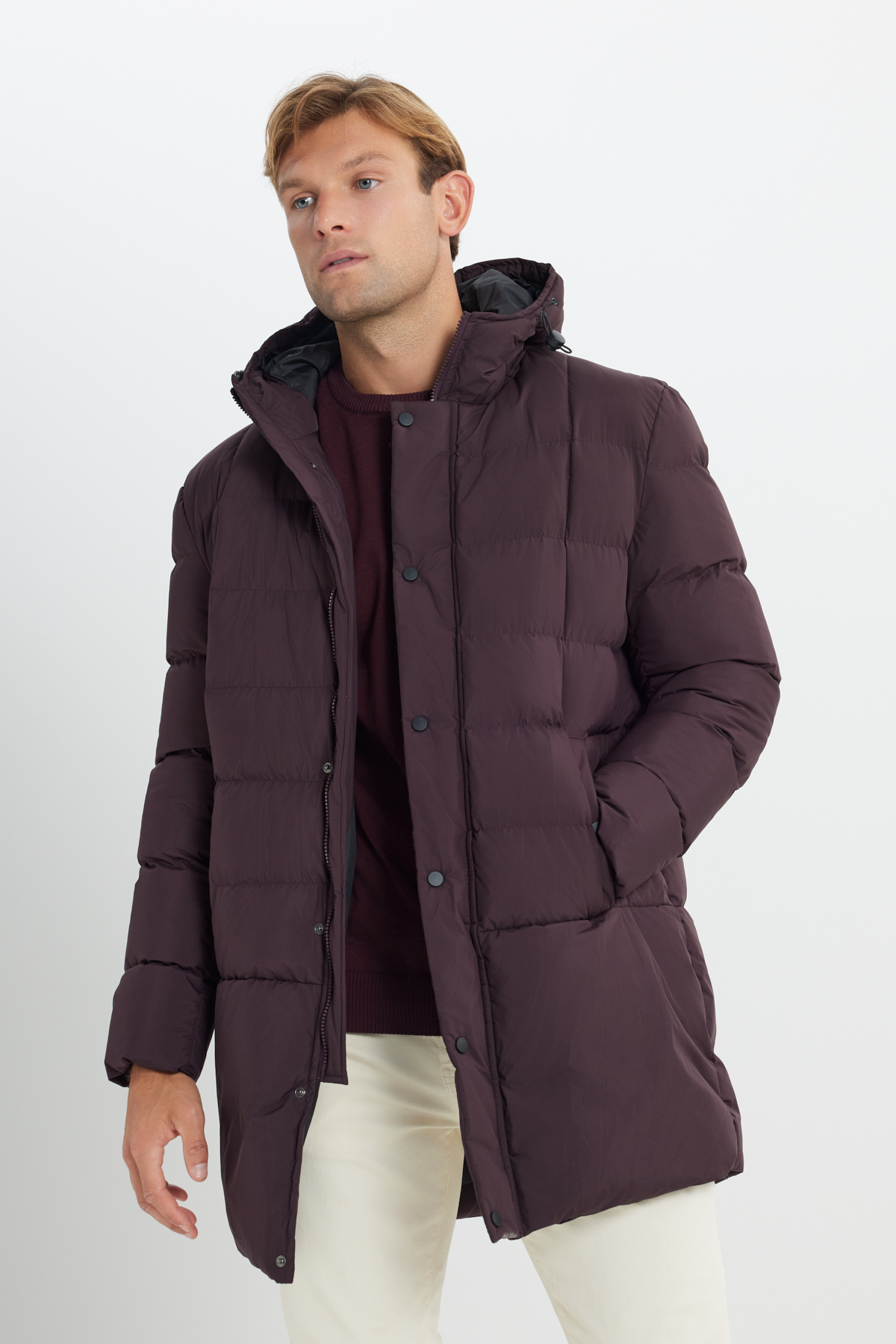 Erkek Bordo Standart Fit Normal Kesim Kapüşonlu Dik Yaka Yan Cepli Kaban