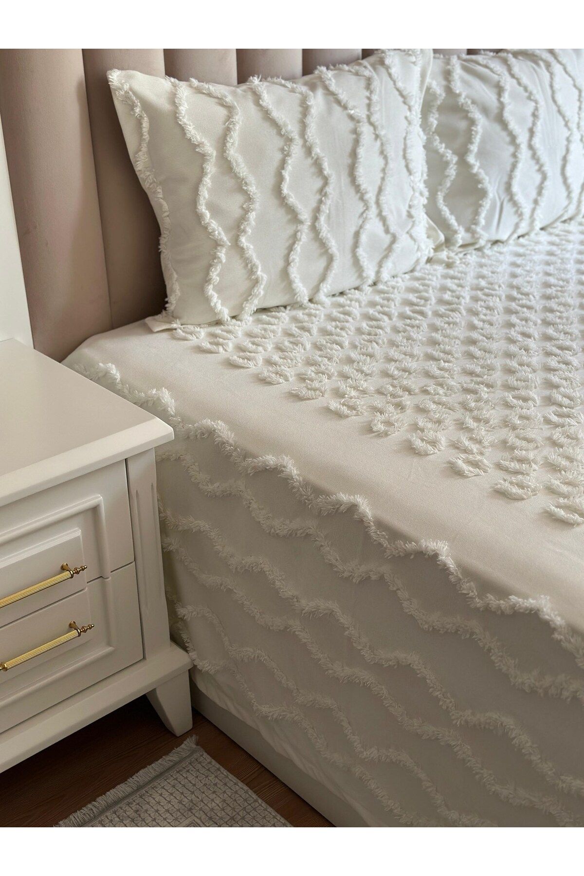 Tly Home Textiles-Ecru Palace Model 2 Bedspread 1