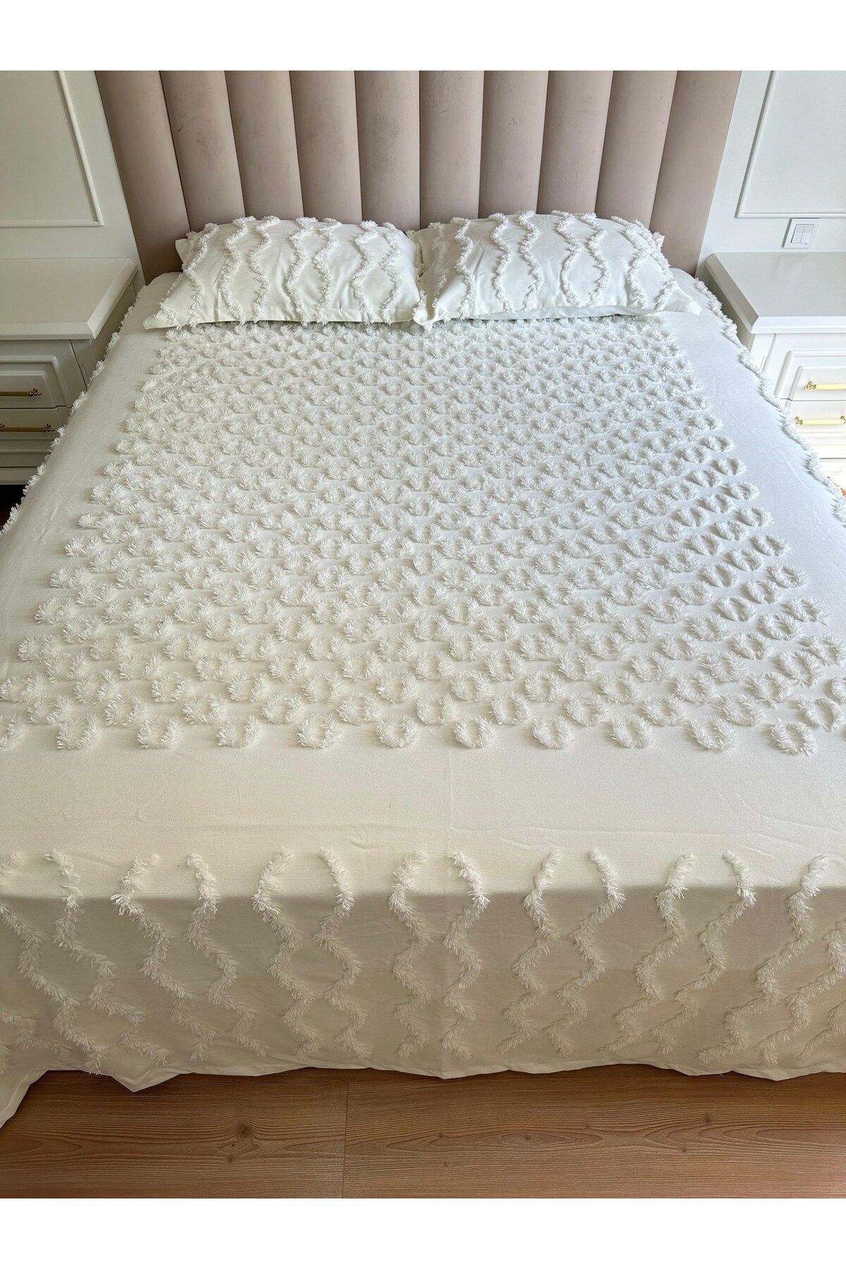 Tly Home Textiles-Ecru Palace Model 2 Bedspread 3
