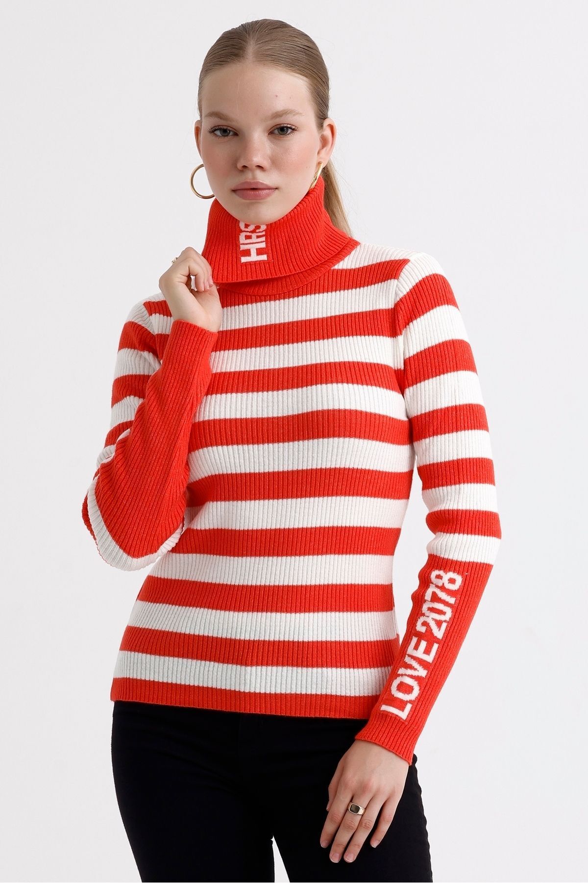 MD trend-Turtleneck Ribbed Sweater - Striped and Color Block 2