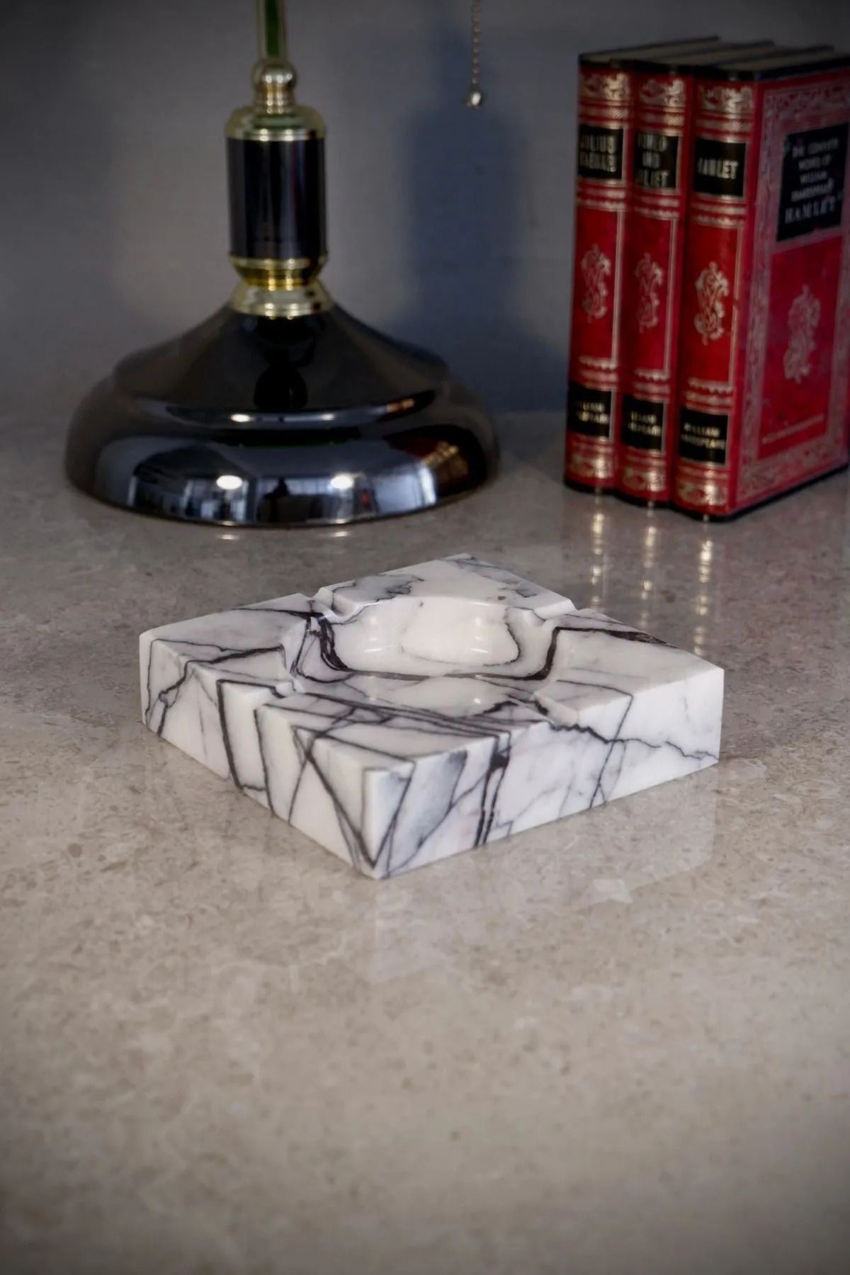 Voodo Concept-Lilac Marble Ashtray 3x12x12cm 5