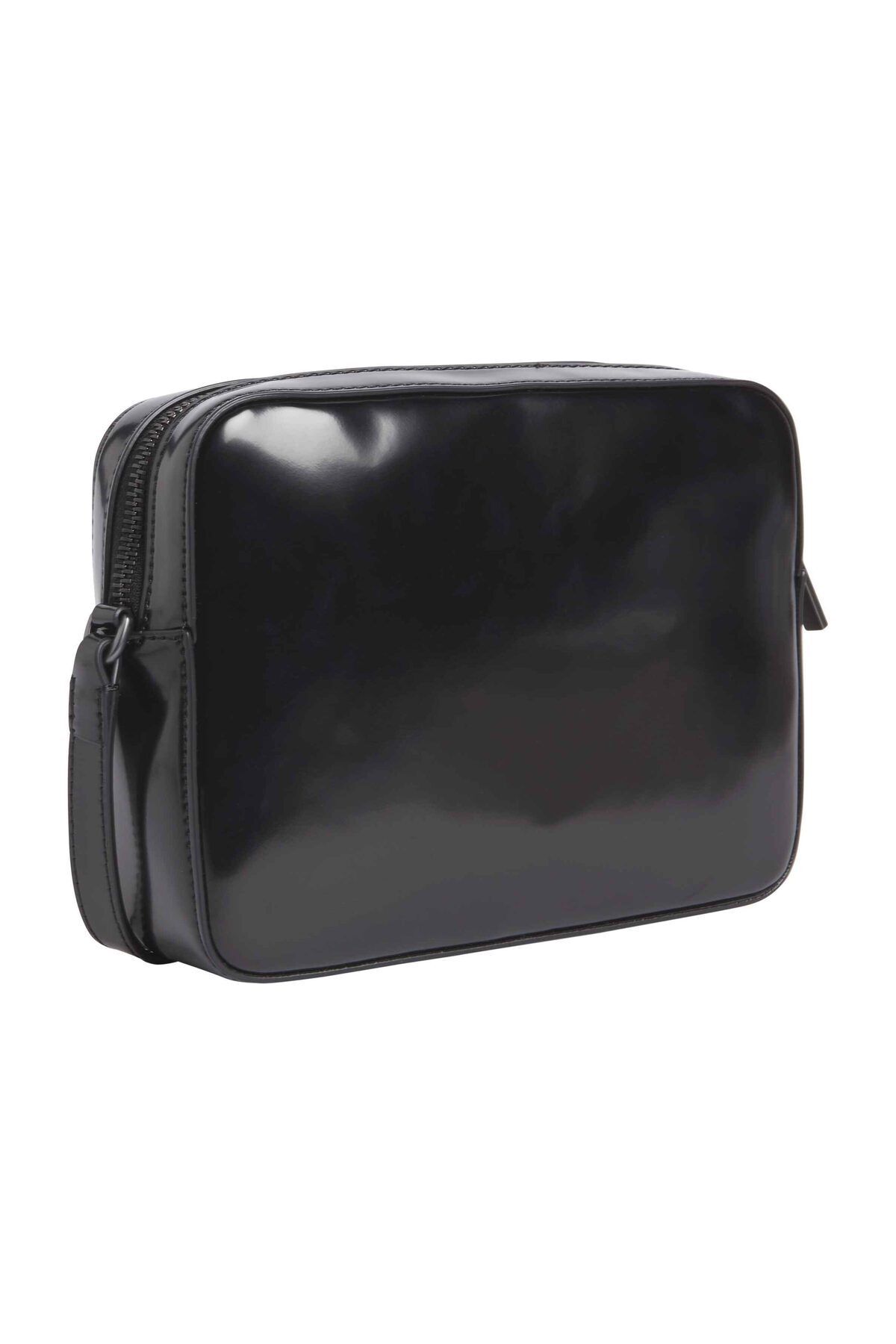 Calvin Klein قفل مجدد دوربین BAG_SHINY