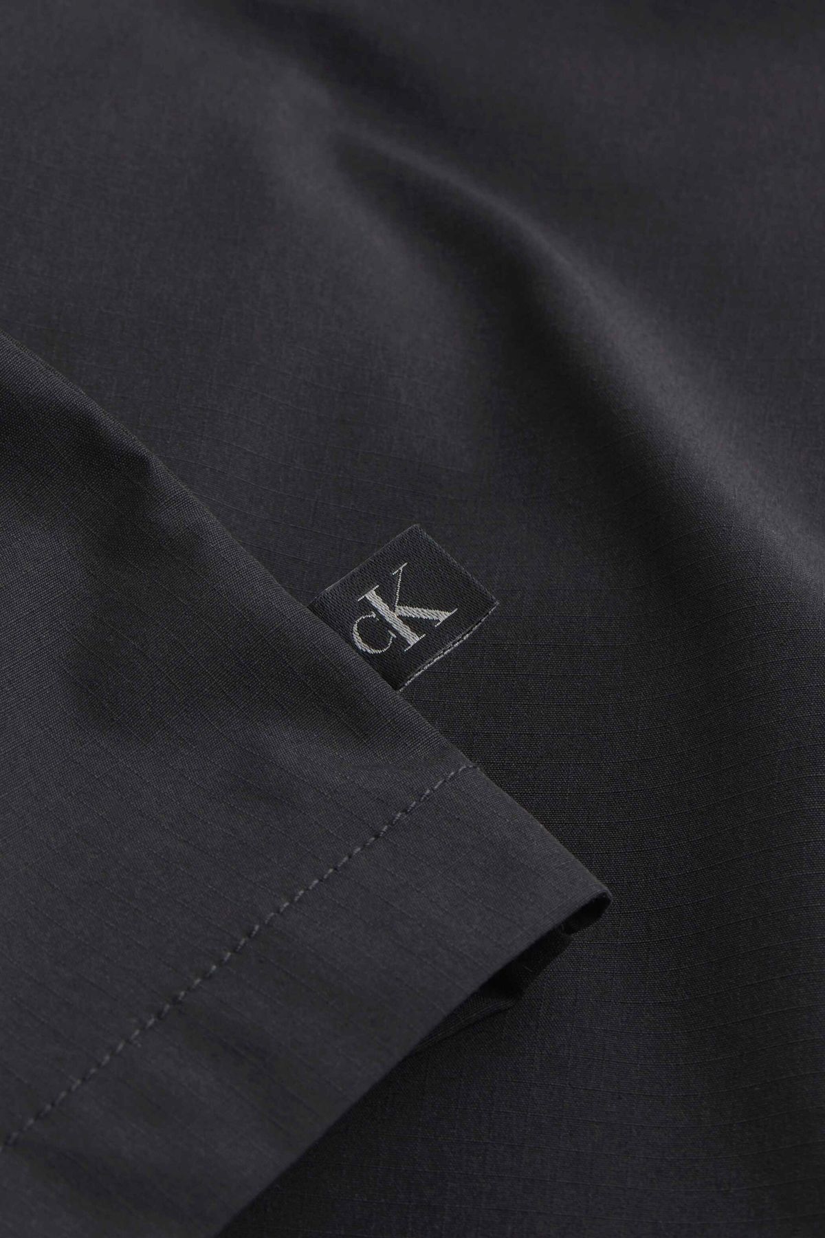Calvin Klein-Tričko na zip 4