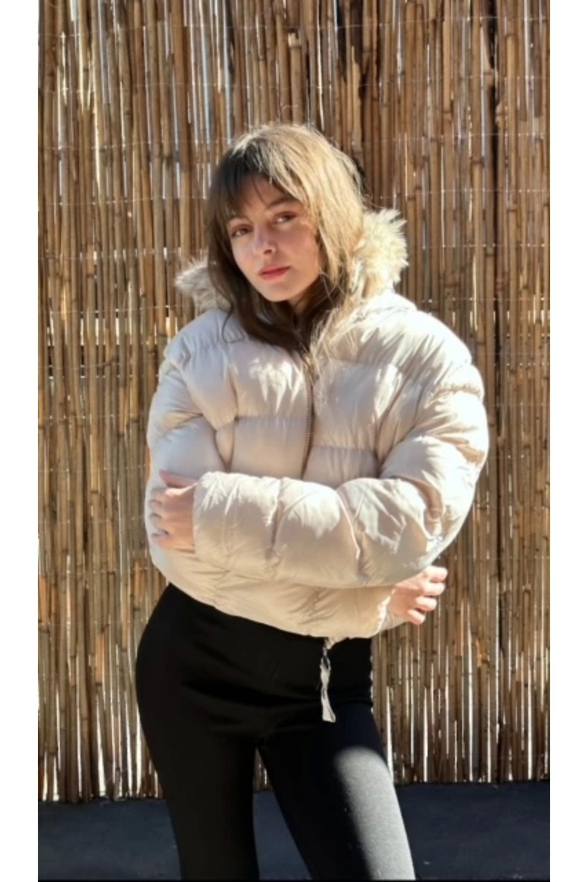 ayakuydur-Women's Cream Hooded Puffer Jacket 2