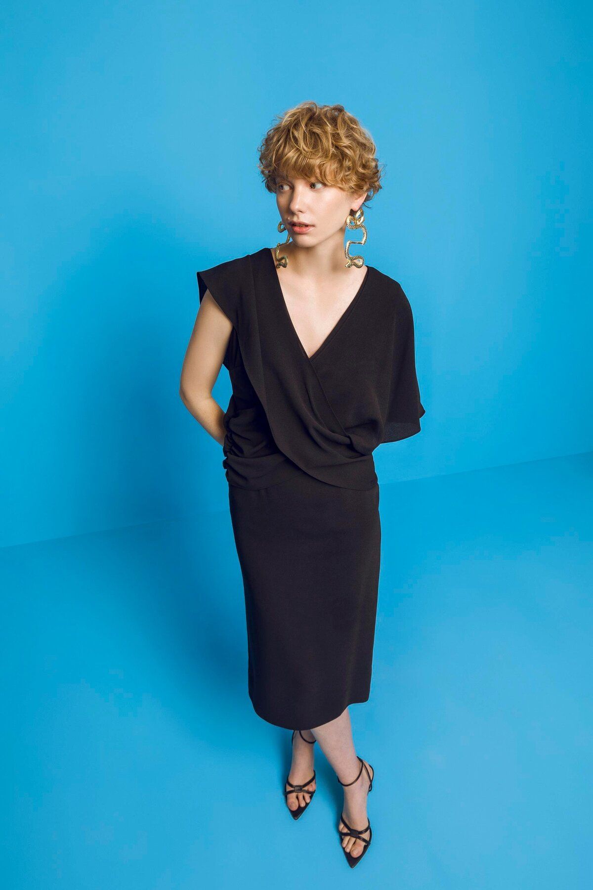 complete the look image
