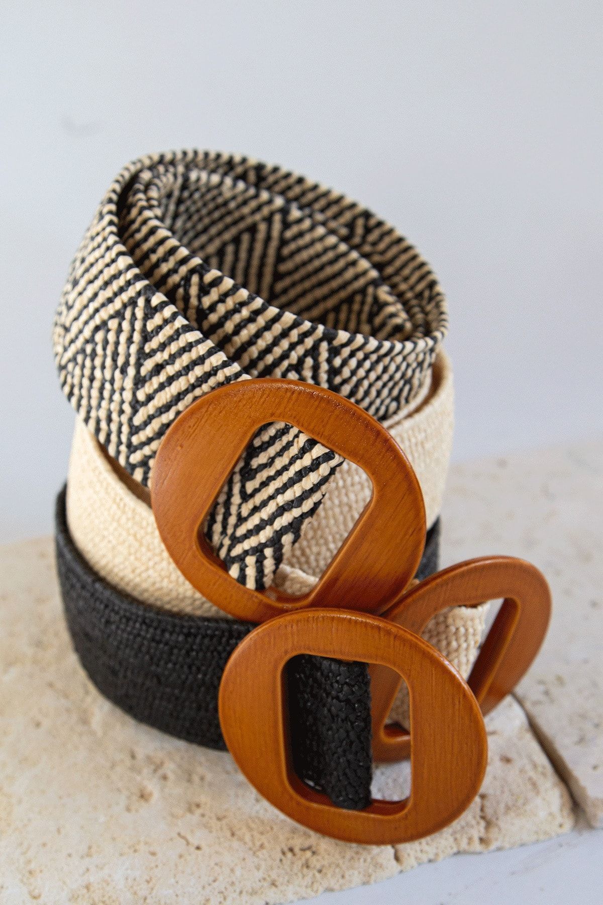 Sun Pieces-Beige Black Jute Elastic Belt, Wooden Buckle Straw Belt, Summer Belt 2